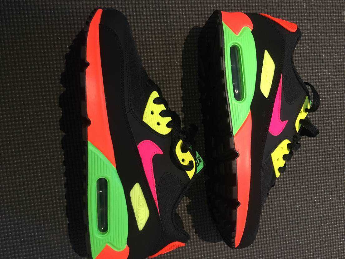 NIKE AIR MAX 90 "TOKYO NEON"