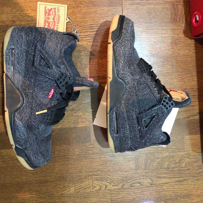 Nike × Levi's Air Jordan 4 "Black Denim" (Tag: LEVIS®)