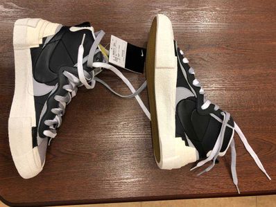 sacai × NIKE BLAZER MID "BLACK/WOLF GREY/WHITE"