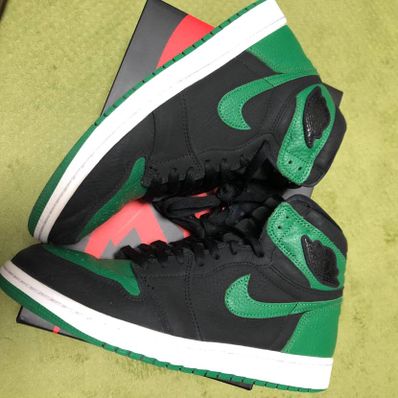 Nike Air Jordan 1 Retro High OG "Black/Pine Green" (2020)