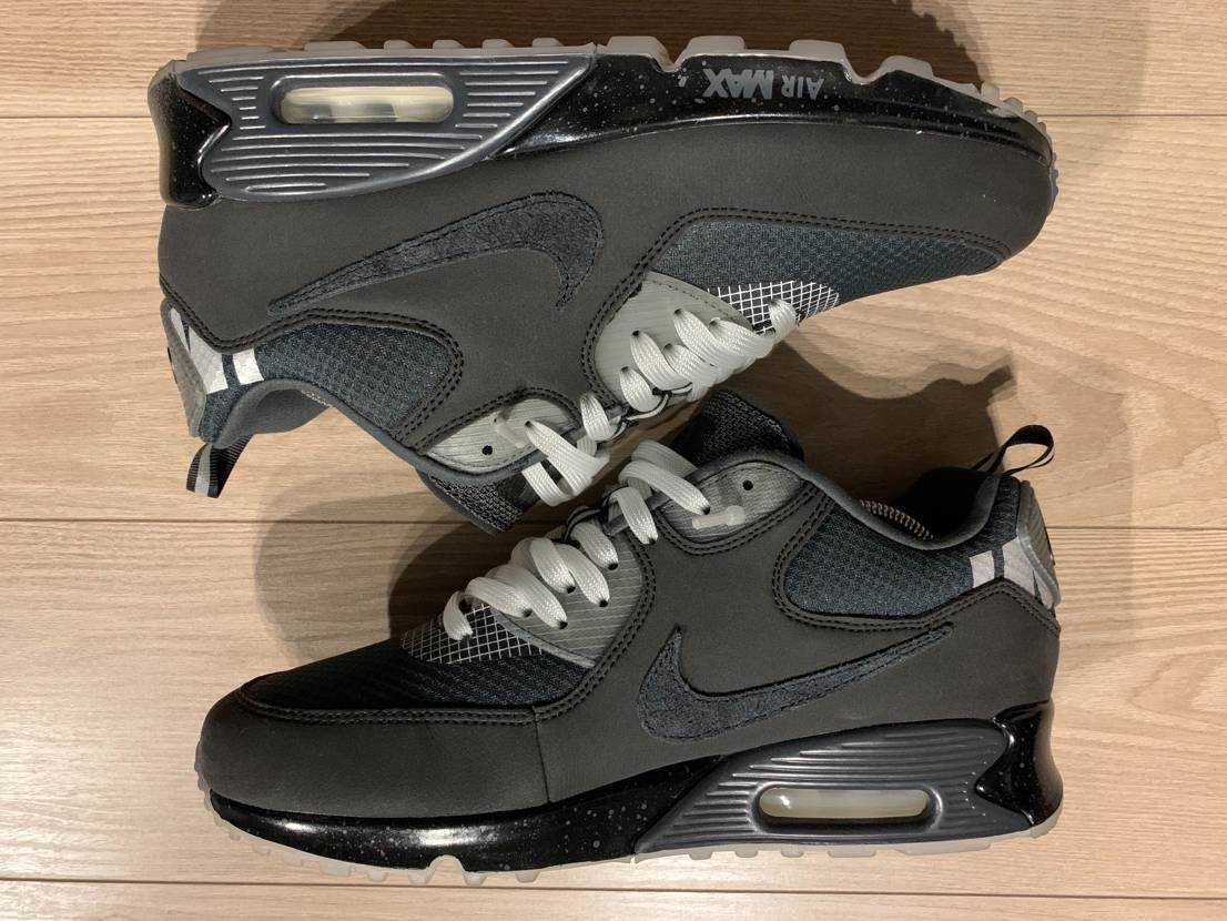 UNDEFEATED × Nike Air Max 90 "Black/Rush Pink"