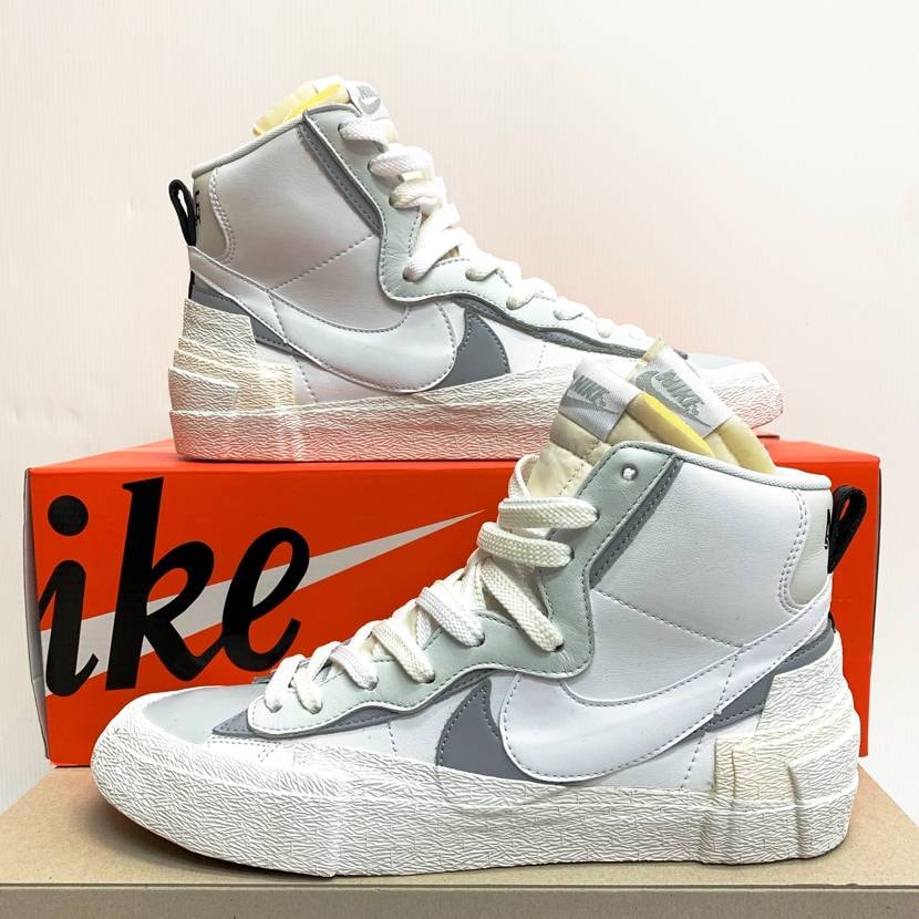 sacai × NIKE BLAZER MID "WHITE/WOLF GREY"