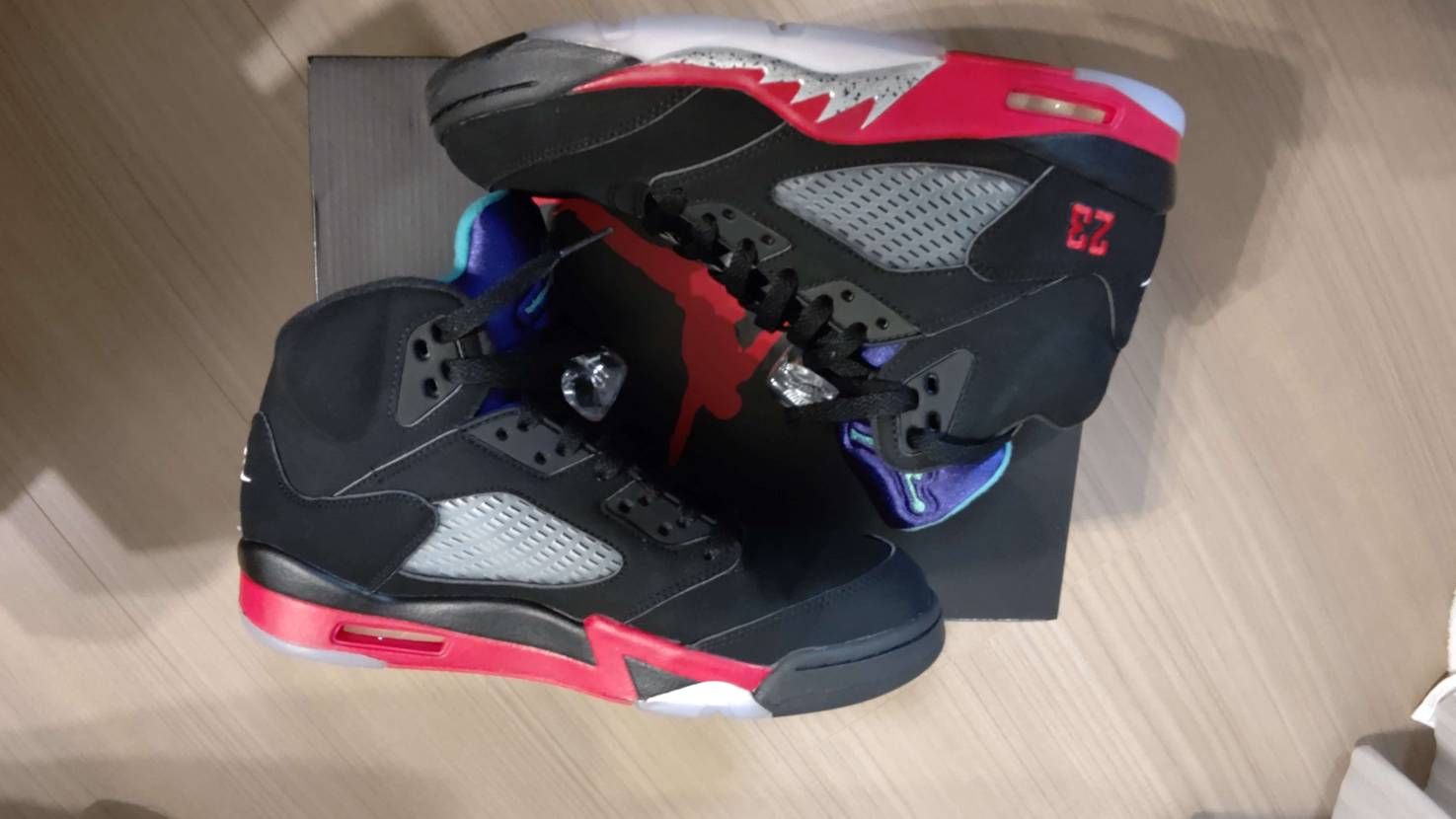 Nike Air Jordan 5 Retro "Top3"