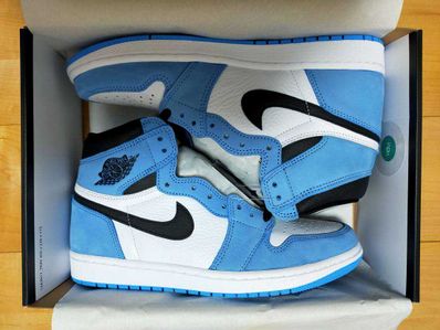 Nike Air Jordan 1 High OG "University Blue"