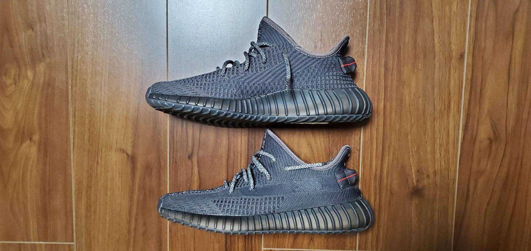 adidas YEEZY Boost 350 V2 "Black"