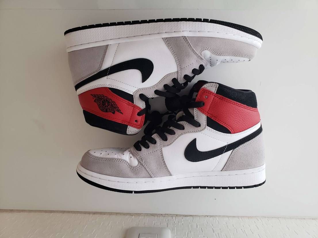 Nike Air Jordan 1 High OG "White/Black/Light Smoke Grey"