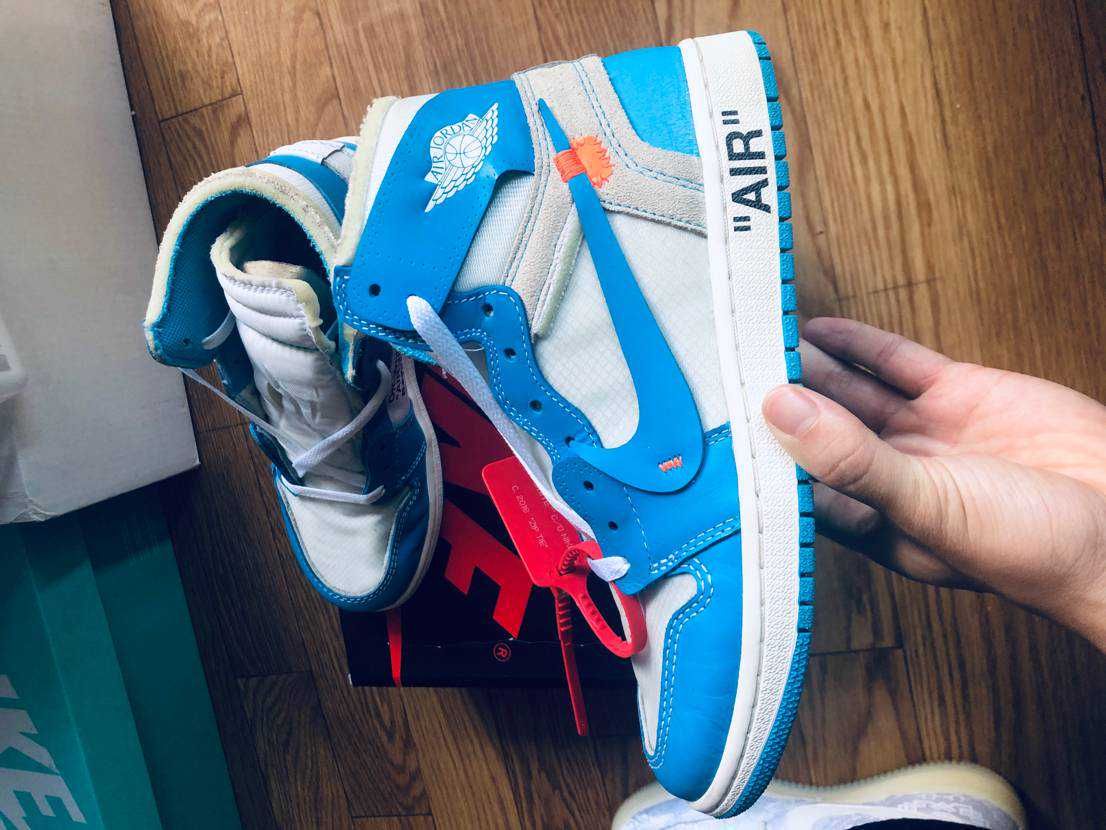 Off-White × Nike Air Jordan 1 High UNC "White/Dark Powder Blue"
