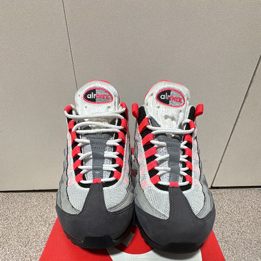 エアマックス95ソーラーレッド