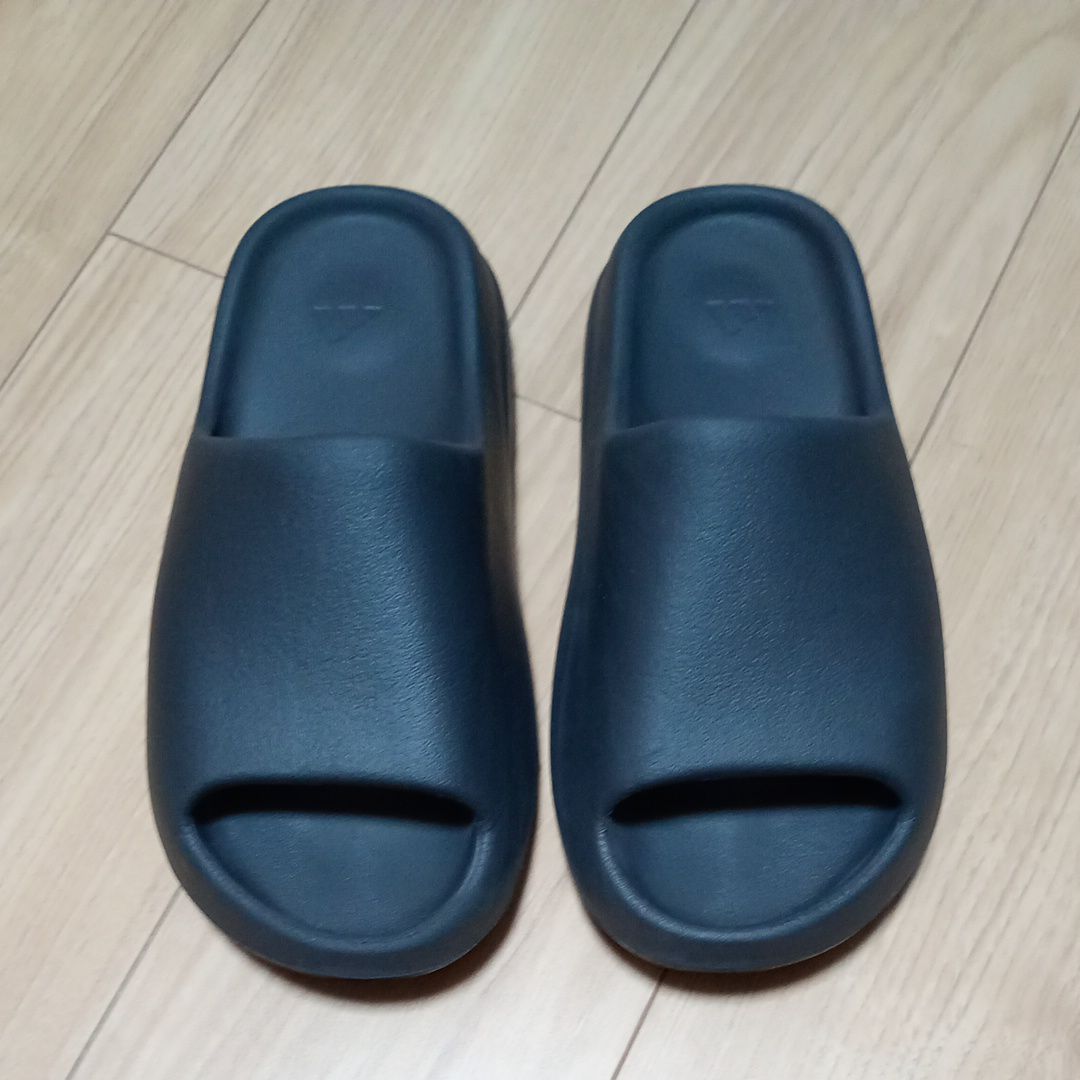 adidas YEEZY Slide "Onyx"