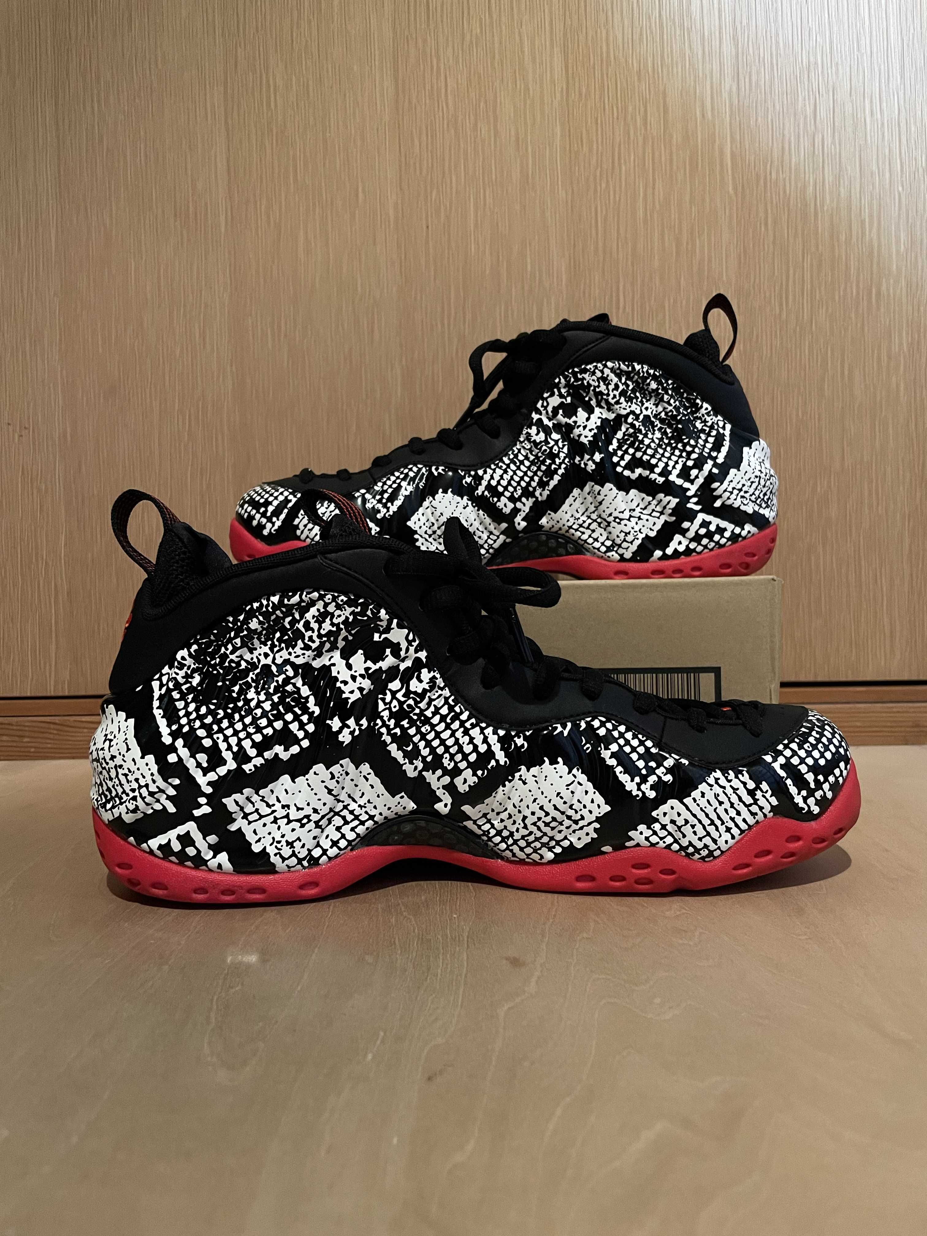 Nike Air Foamposite One "Sail/Black/Habanero Red"