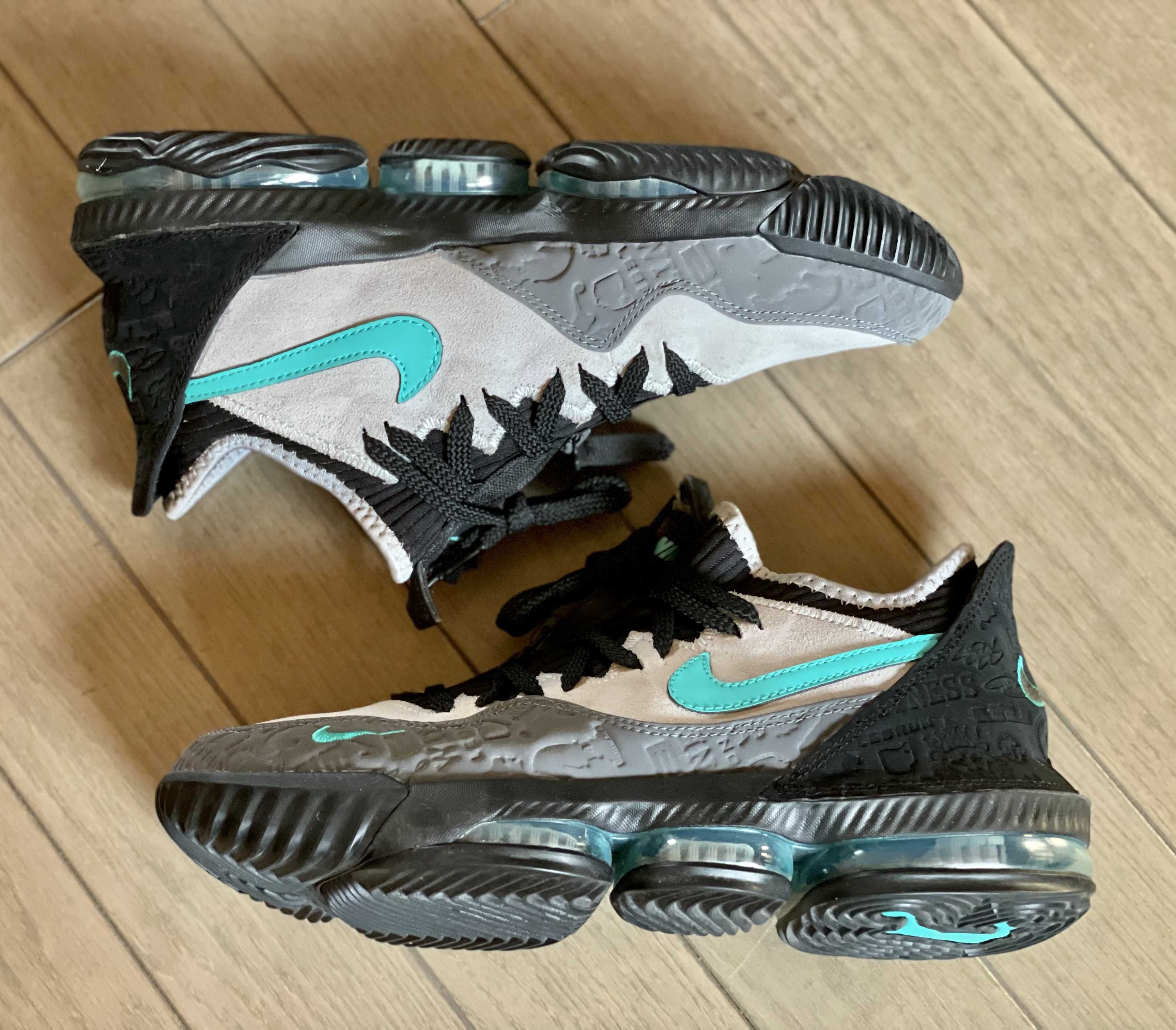 アトモス × ナイキ レブロン16 ロー EP "クリアジェイド"