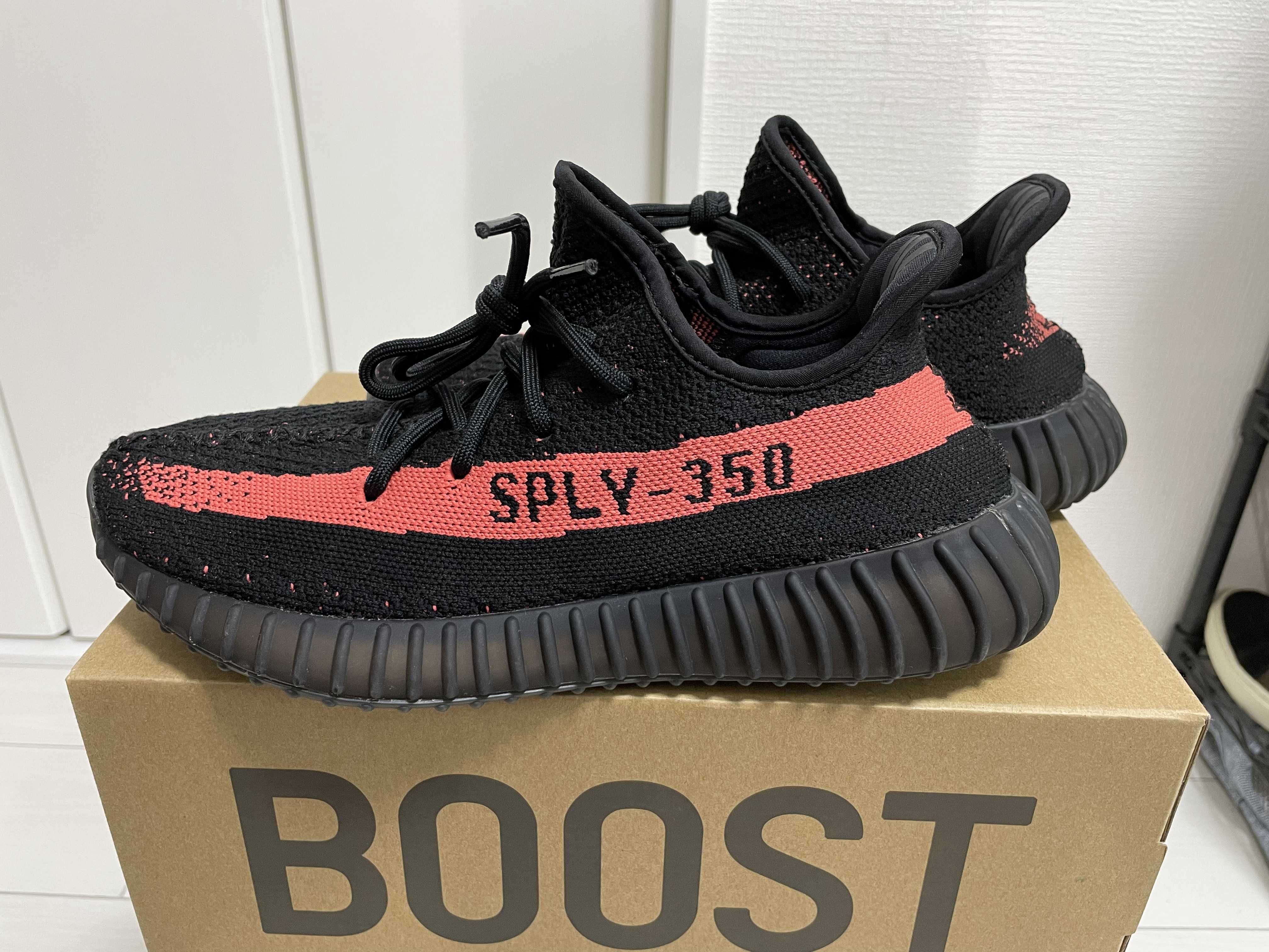 adidas YEEZY Boost 350 V2 "Core Black/Red"