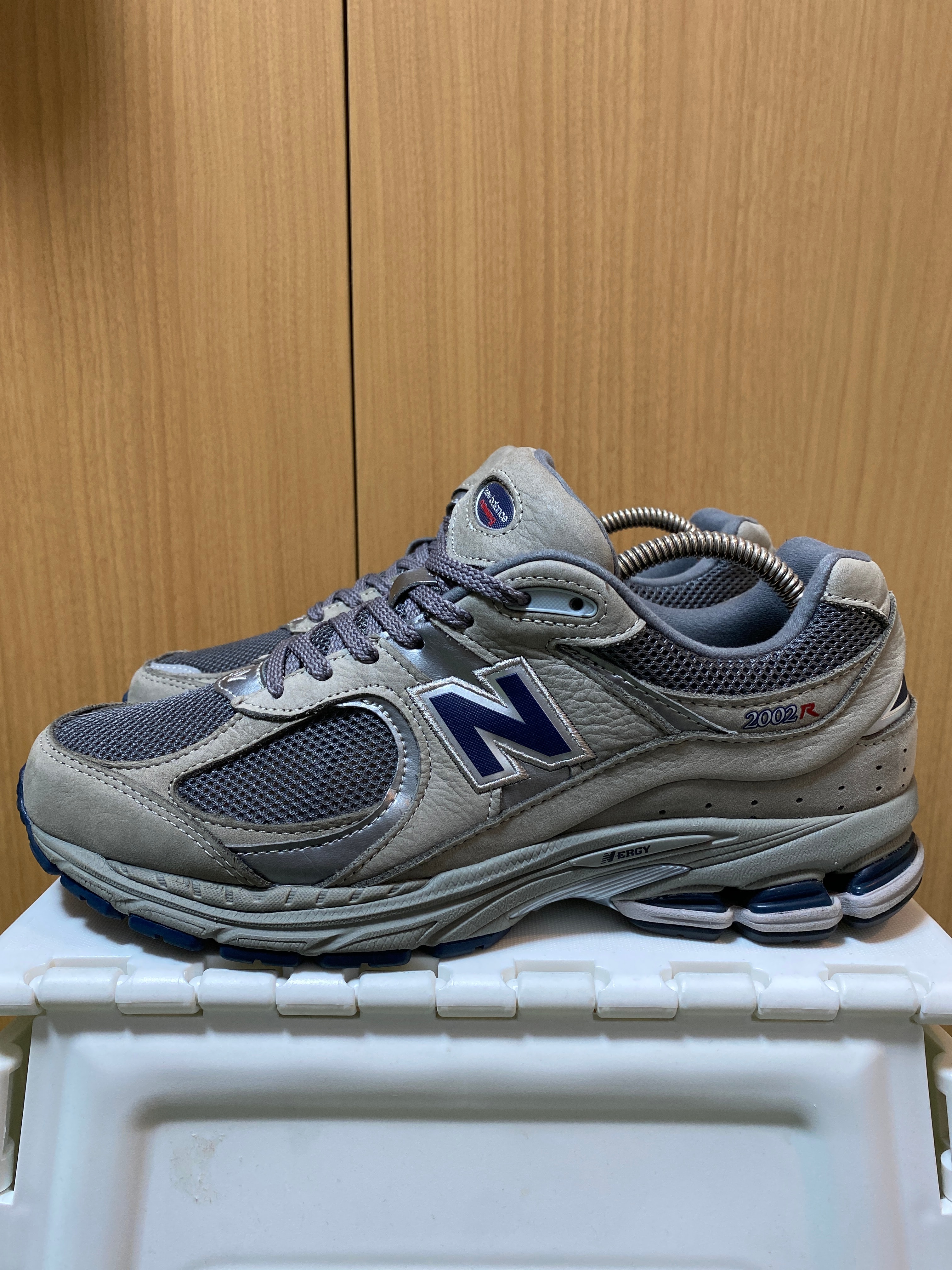 New Balance 2002R "Gray"