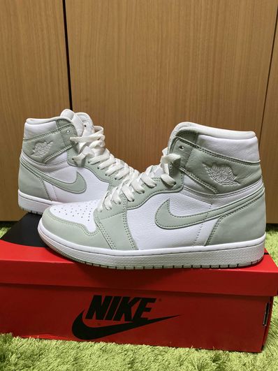 Nike Women's Air Jordan 1 High OG "Seafoam"