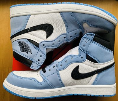 Nike Air Jordan 1 High OG "University Blue"