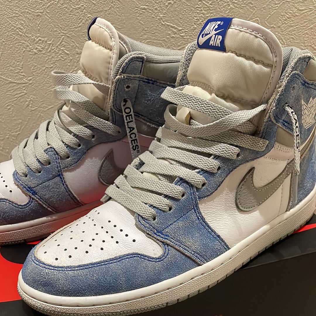 Nike Air Jordan 1 High OG "Hyper Royal"