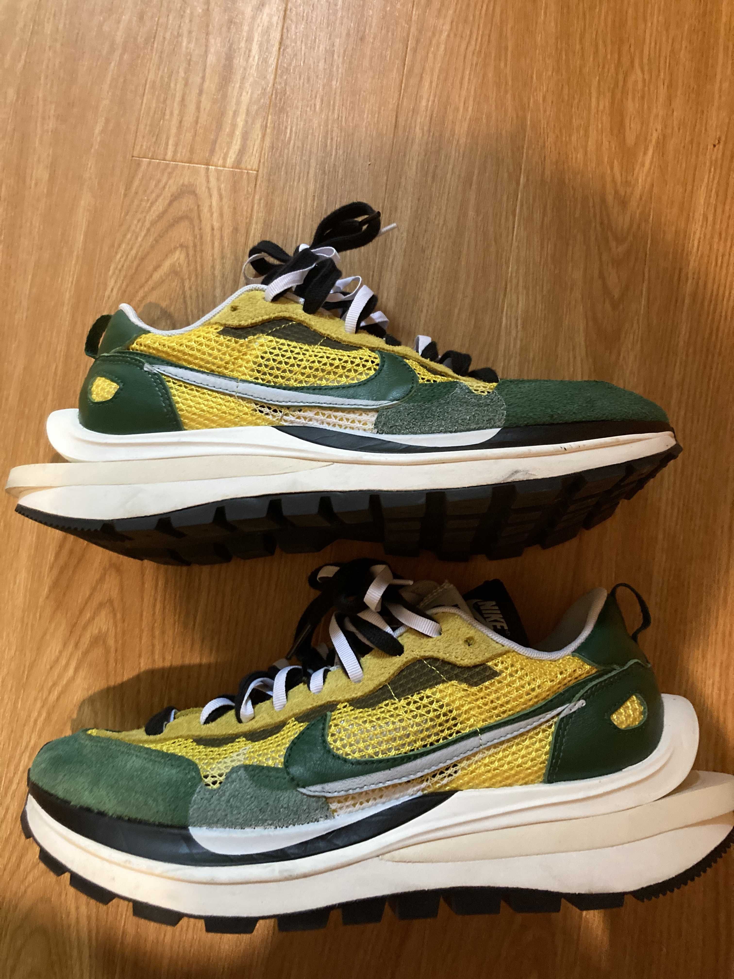sacai × Nike Vapor Waffle "Tour Yellow/Stadium Green-Sail"