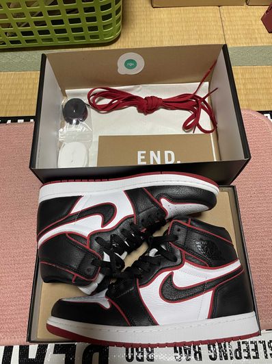 Nike Air Jordan 1 Retro High OG "Blood Line"