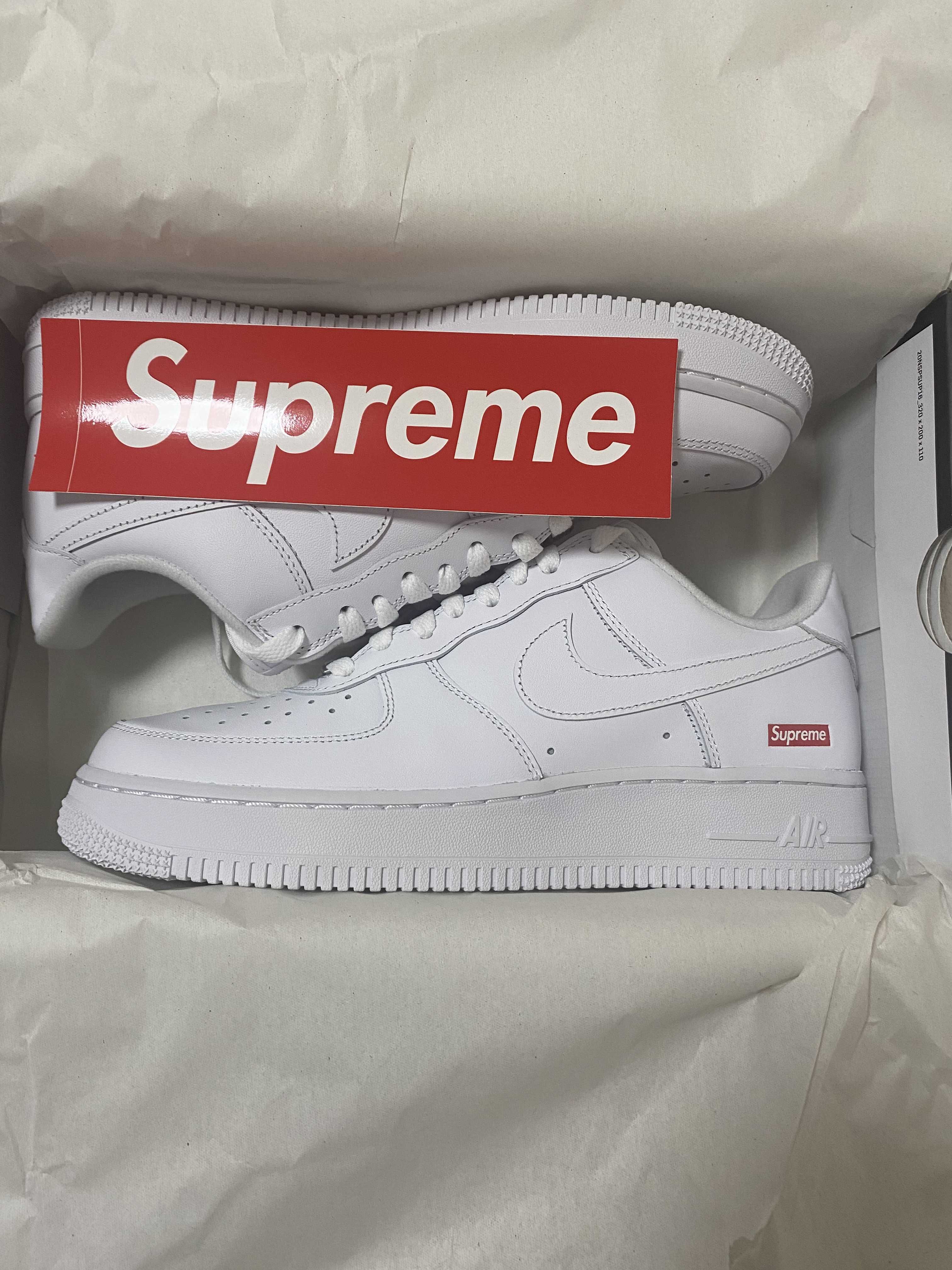 Supreme × Nike Air Force 1 Low "White"