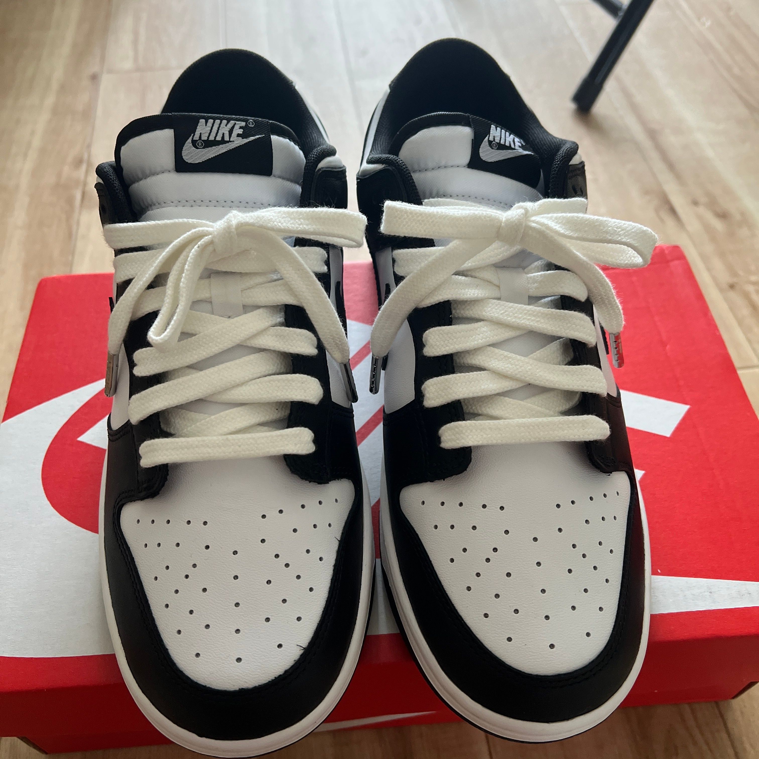 Nike Dunk Low Retro "Panda/White/Black"