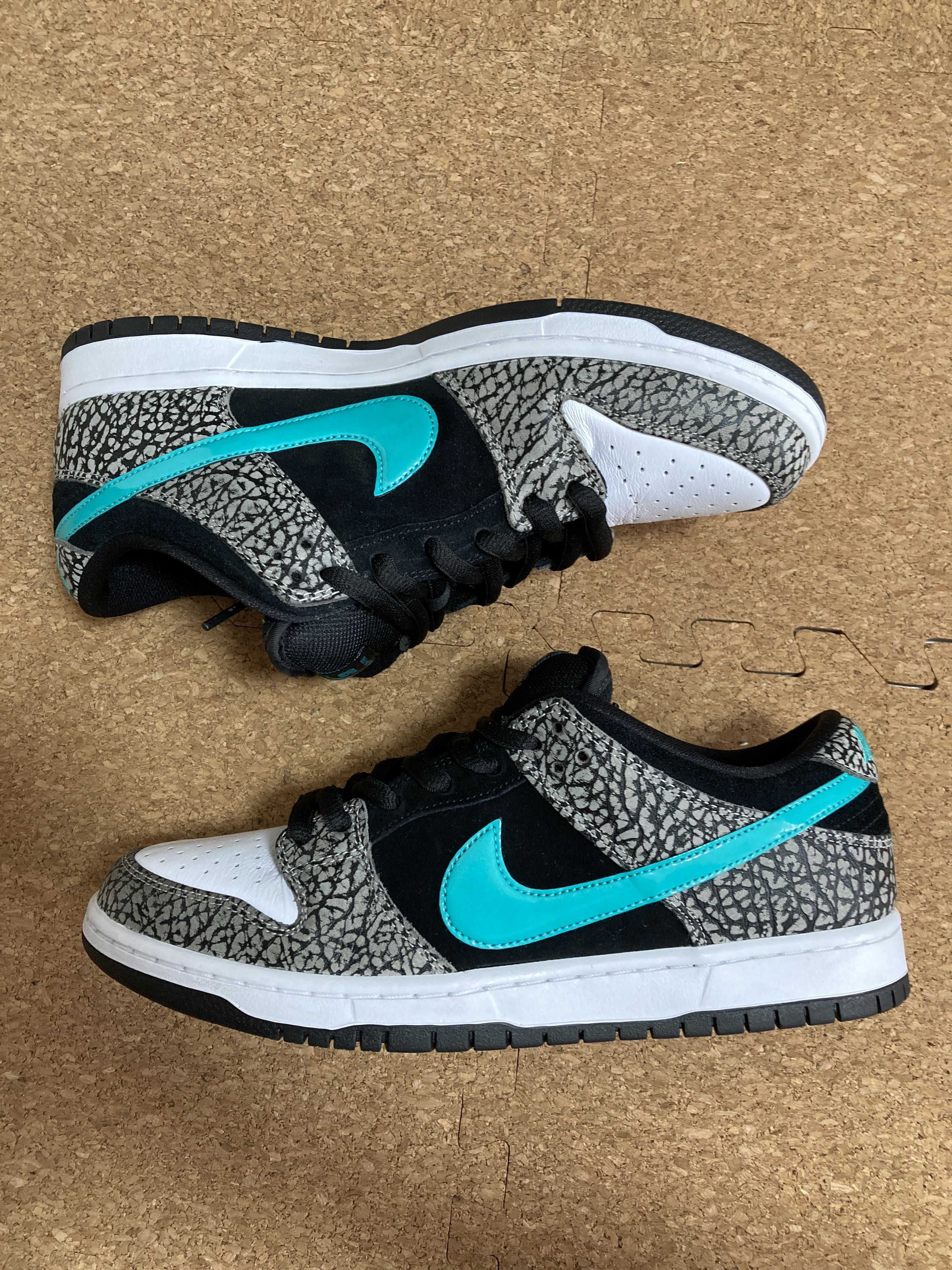 Nike SB Dunk Low "Elephant/Safari"