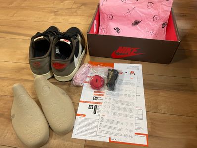 Travis Scott × Nike Air Jordan 1 Low OG SP-T "Black/Dark Mocha"