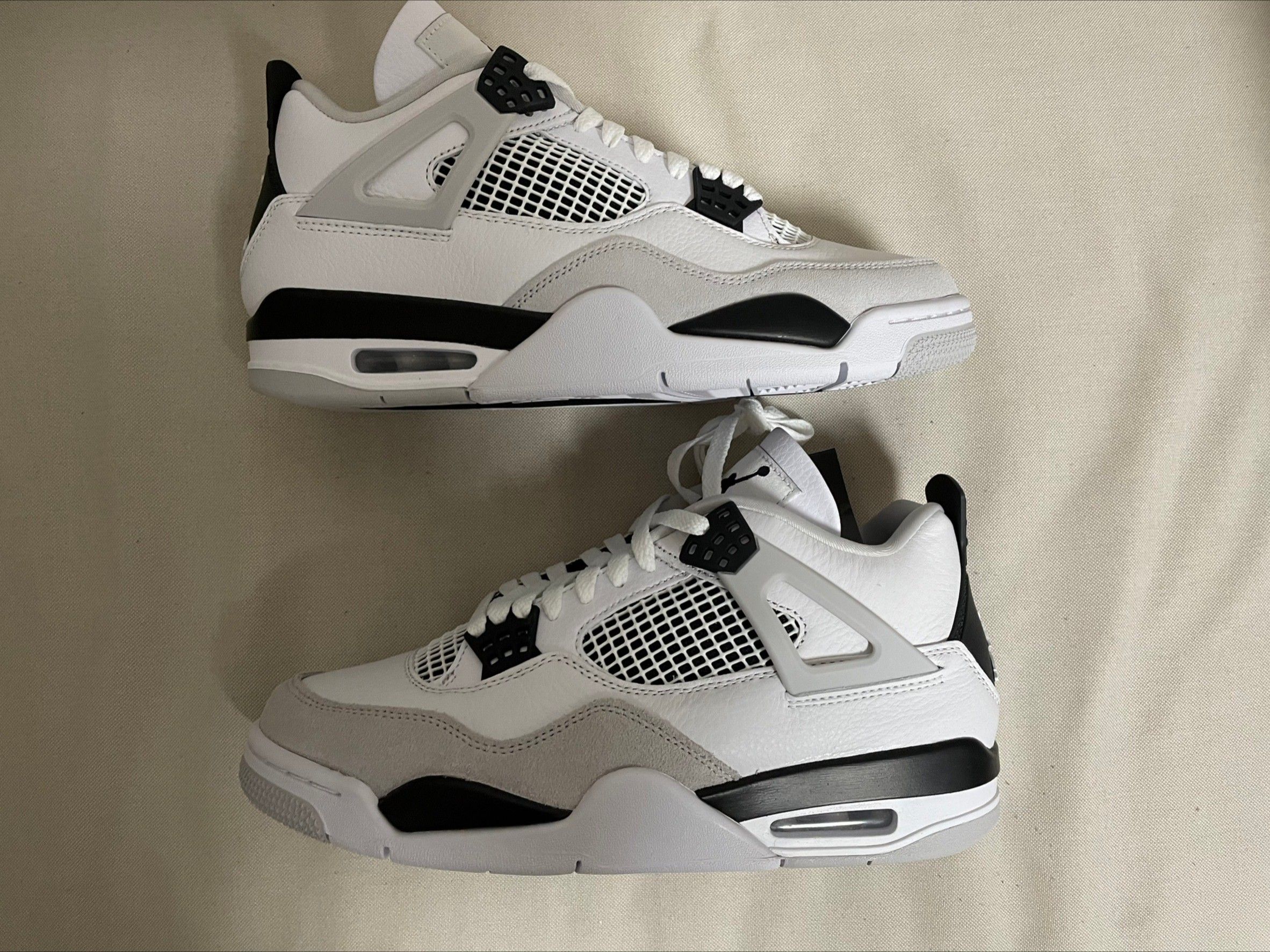 Nike Air Jordan 4 "Military Black"