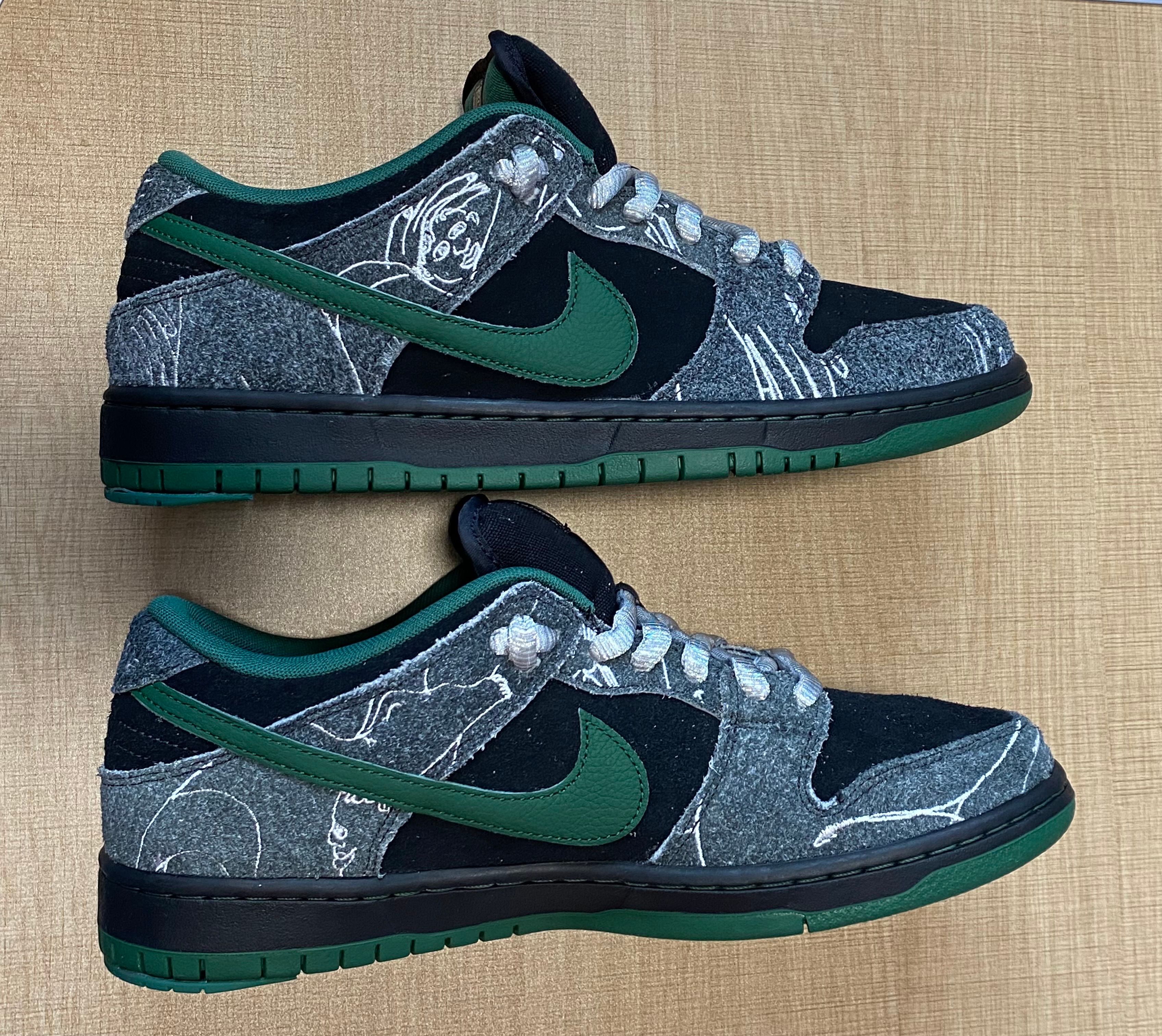 There Skateboards × Nike SB Dunk Low Pro "Anthracite and Gorge Green"