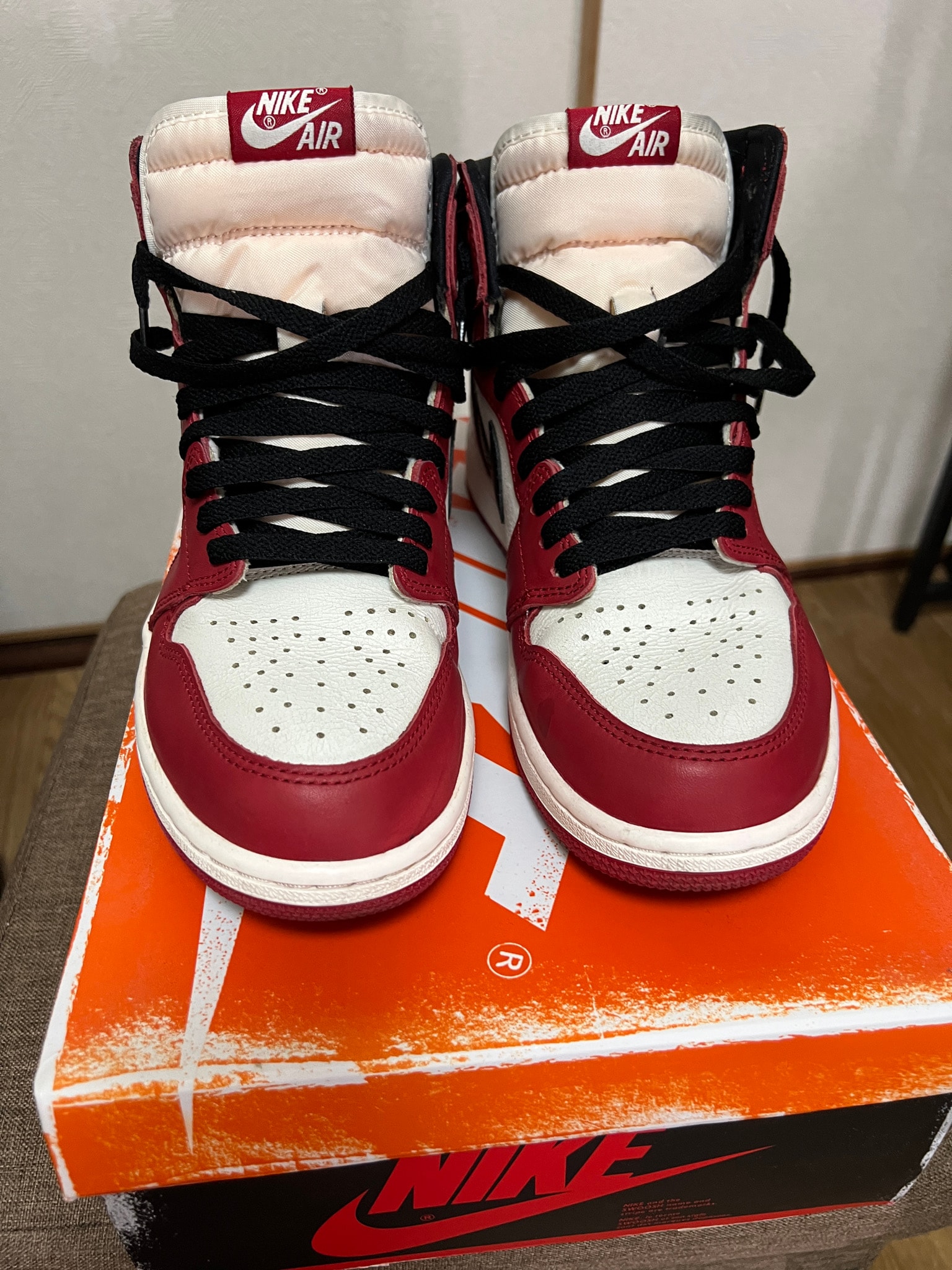 Nike Air Jordan 1 High OG "Lost & Found/Chicago"