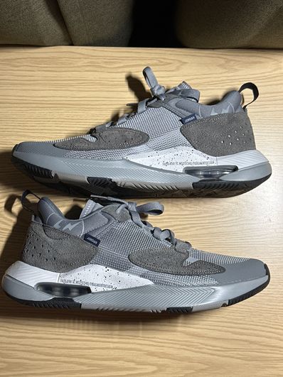 FRAGMENT × JORDAN AIR CADENCE PARTICLE GREY