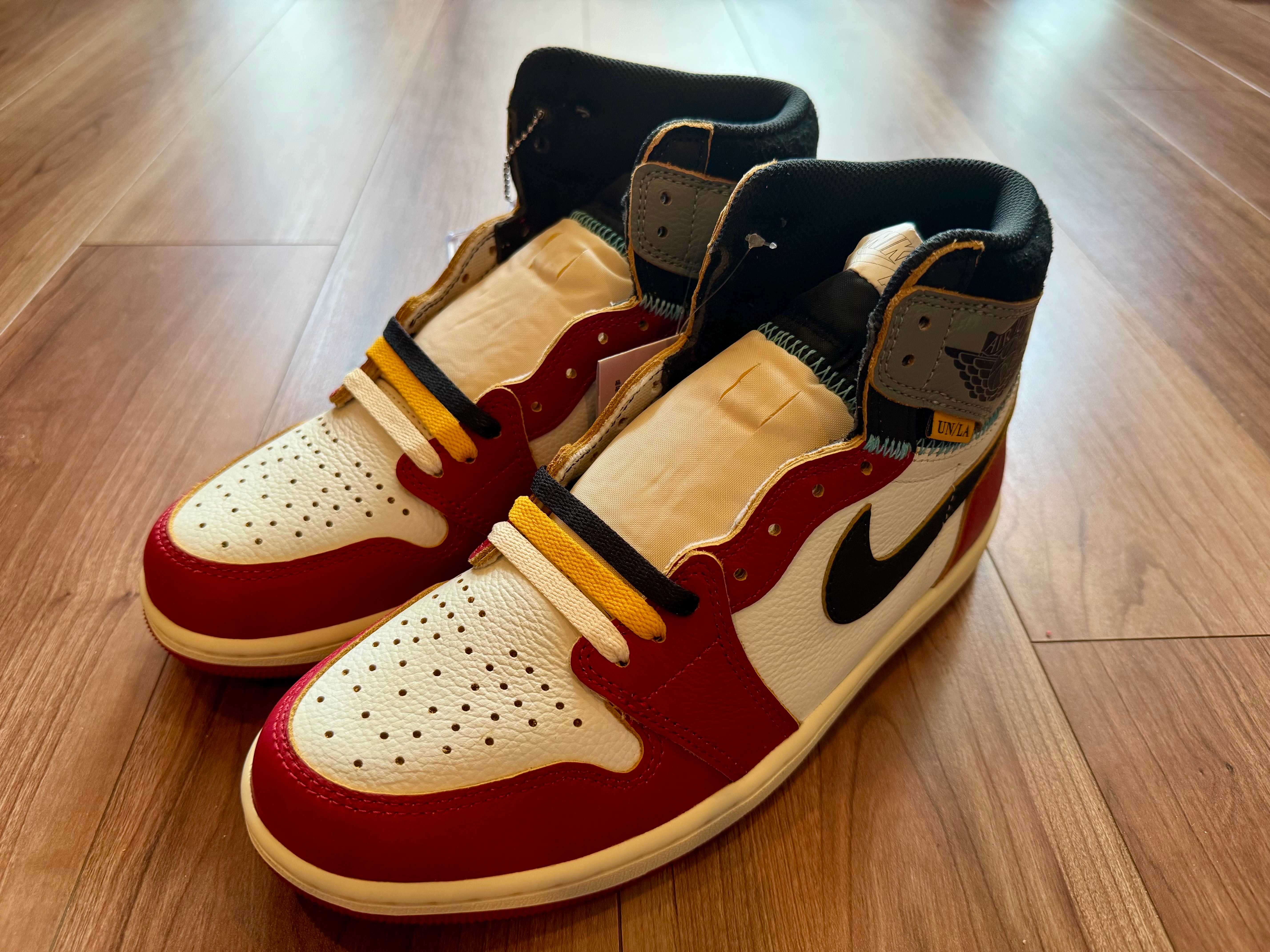 UNION × Nike Air Jordan 1 Retro High OG "Chicago/Shadow"