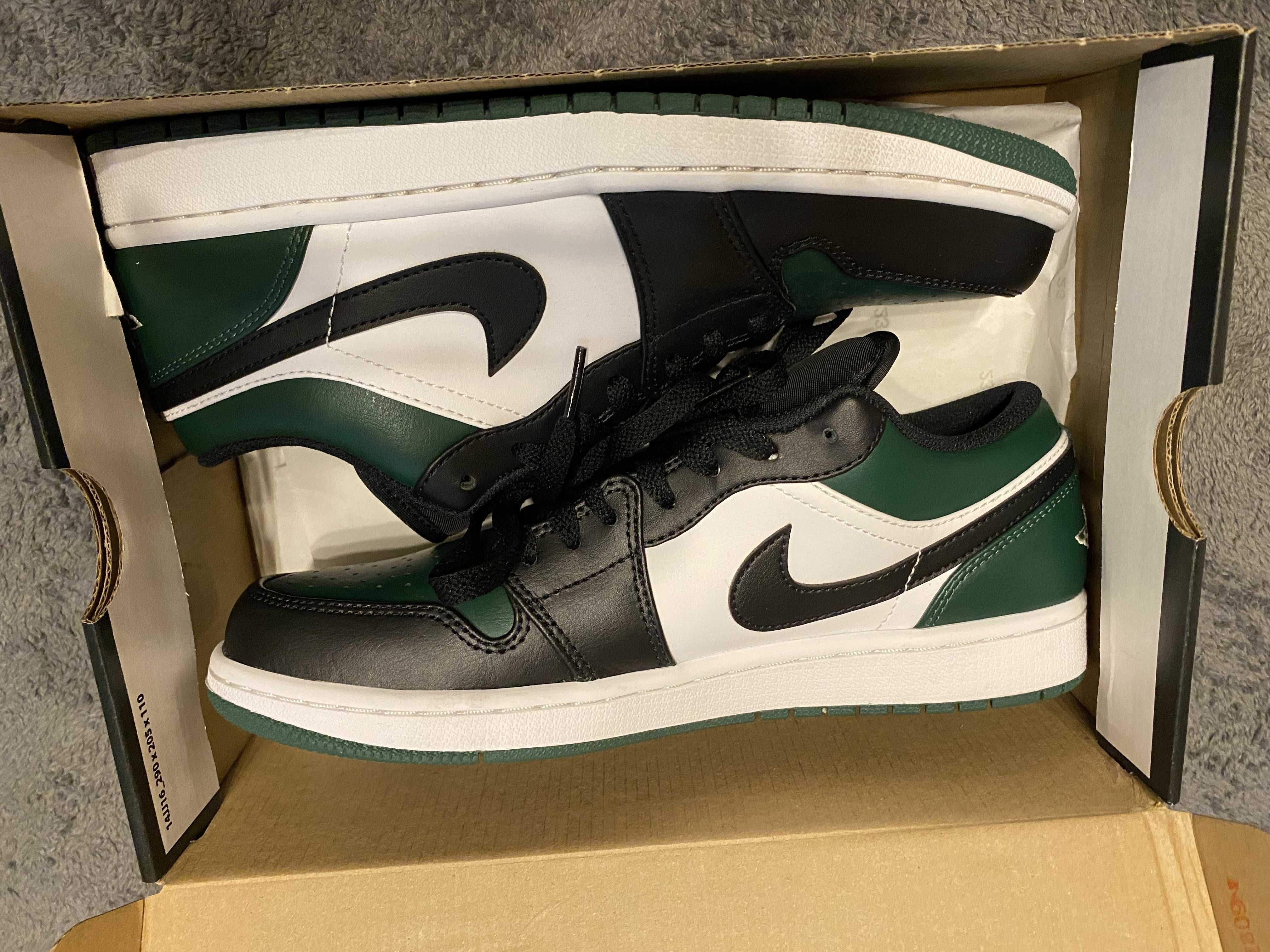 Nike Air Jordan 1 Low "Green Toe"