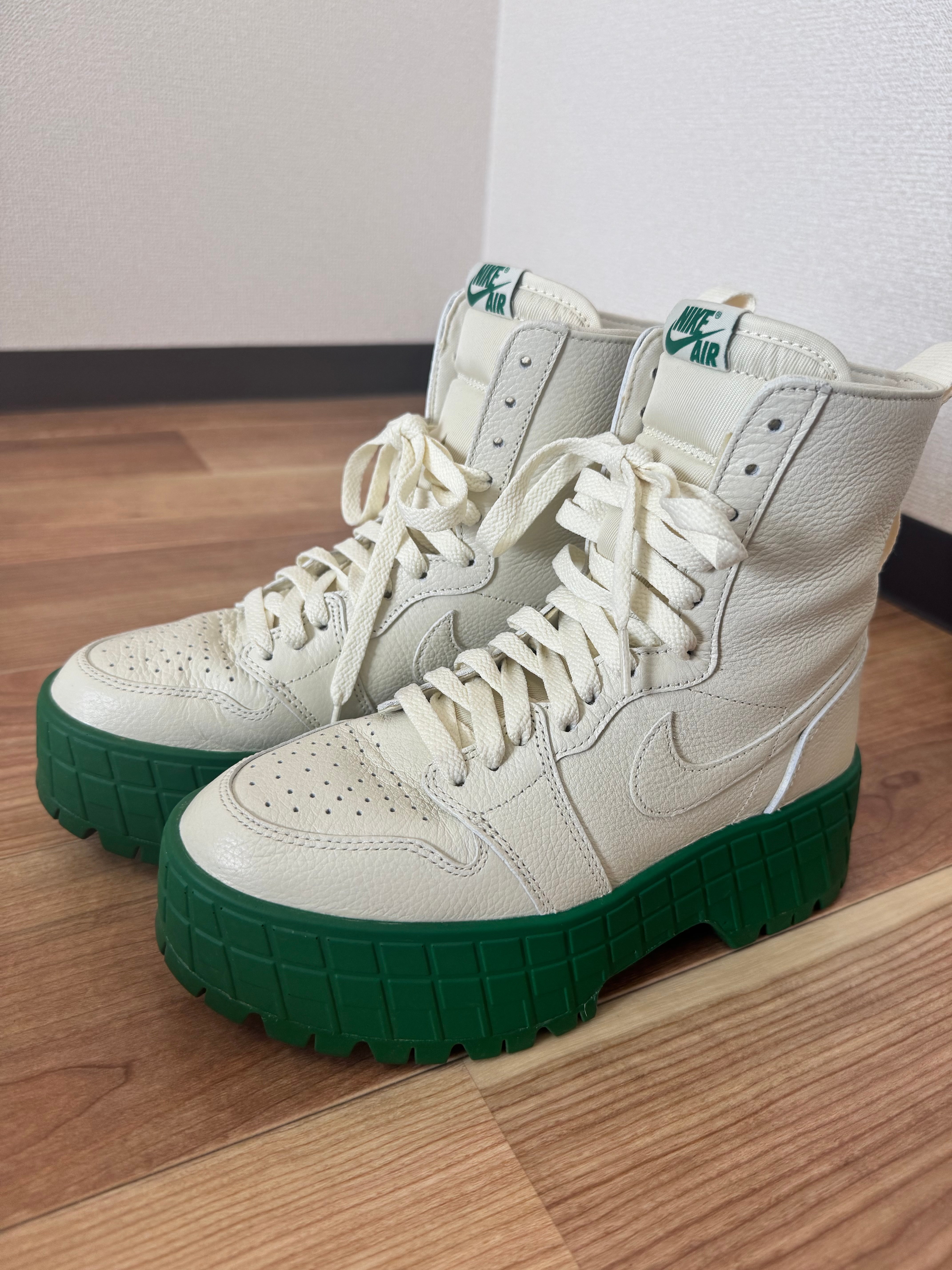 ナイキ ウィメンズ エアジョーダン1 ブルックリン ハイ "セイル/グリーン"