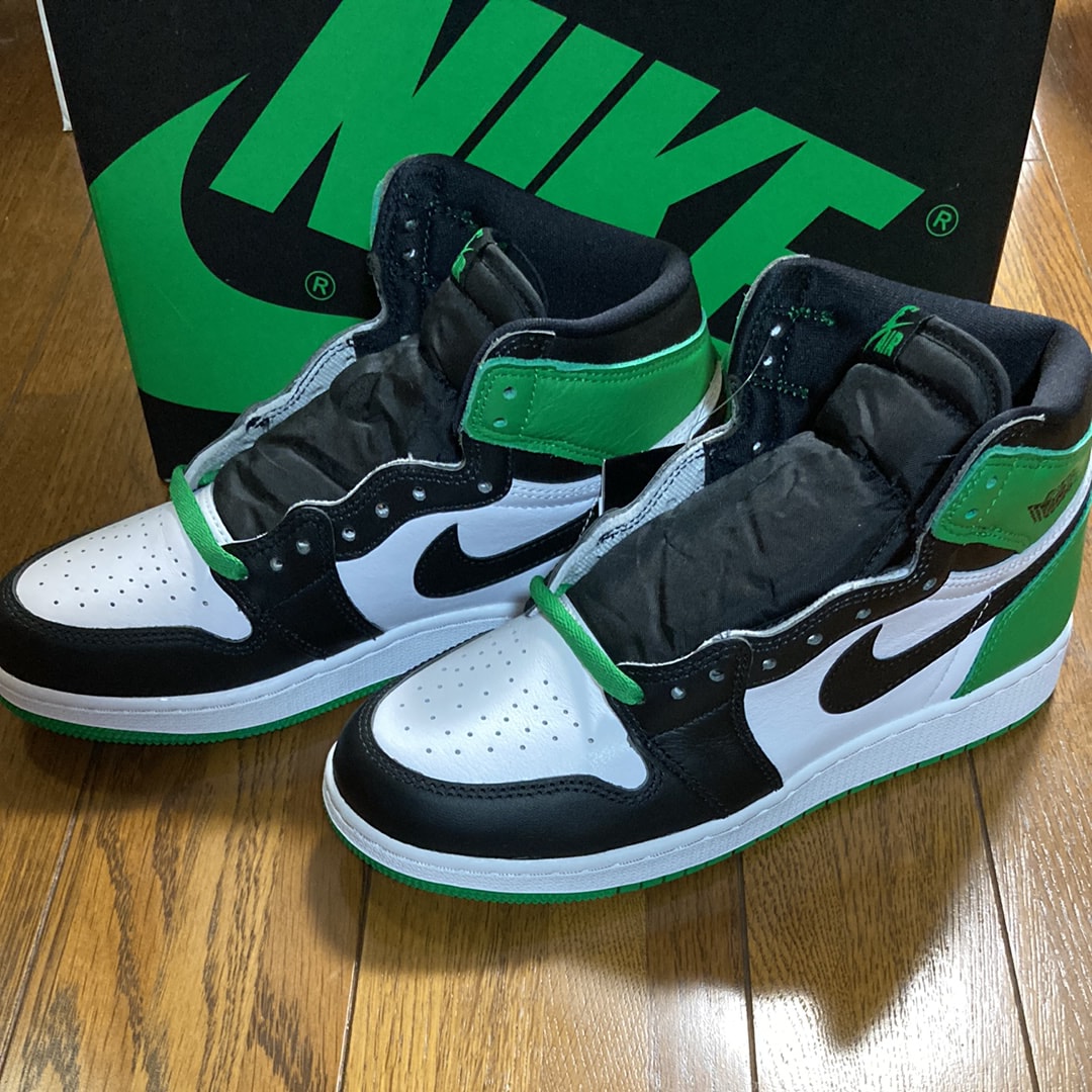 Nike GS Air Jordan 1 Retro High OG "Celtics/Black and Lucky Green" (2023)