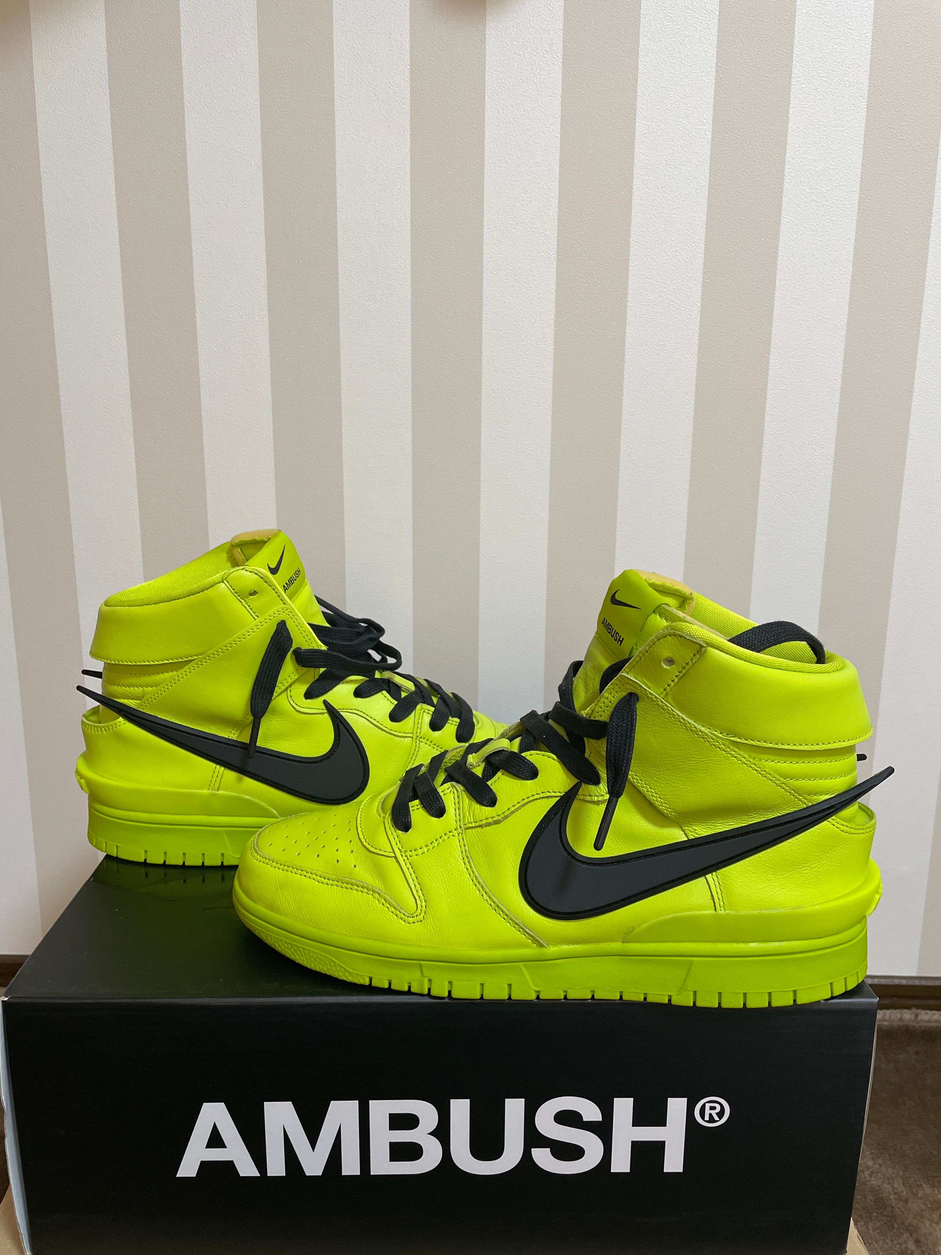 AMBUSH × NIKE DUNK HIGH "FLASH LIME"