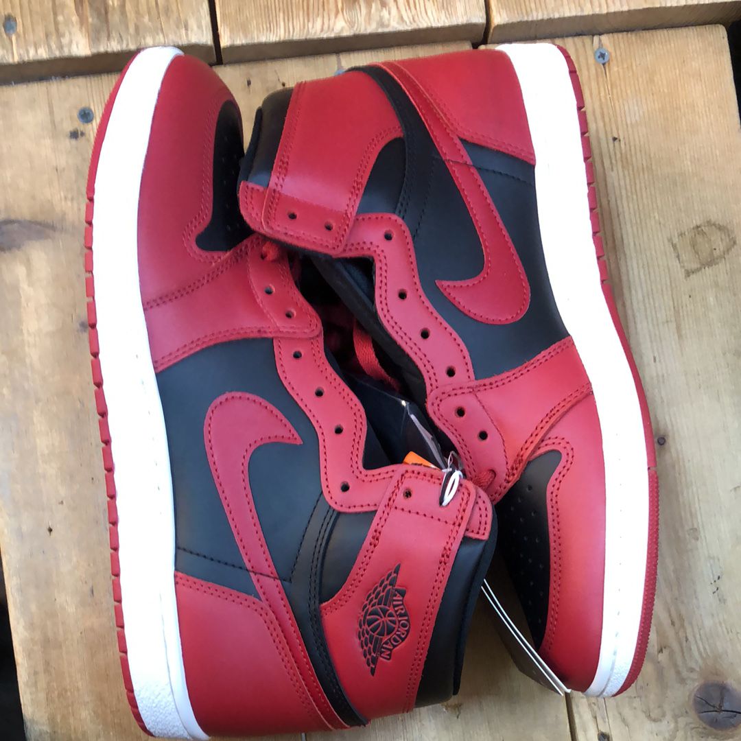 Nike Air Jordan 1 High ’85 "Varsity Red"