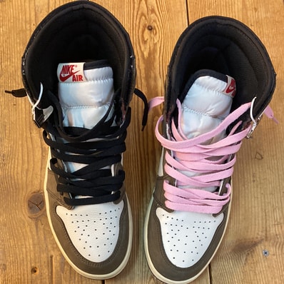Travis Scott × Nike Air Jordan 1 Retro High OG TS SP "Sail/Dark Mocha"