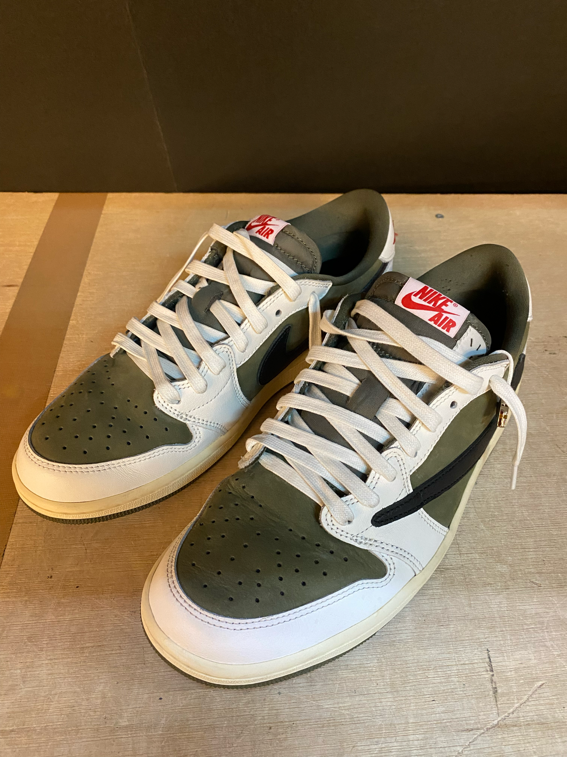 Travis Scott × Nike Air Jordan 1 Low OG SP "Reverse Olive"
