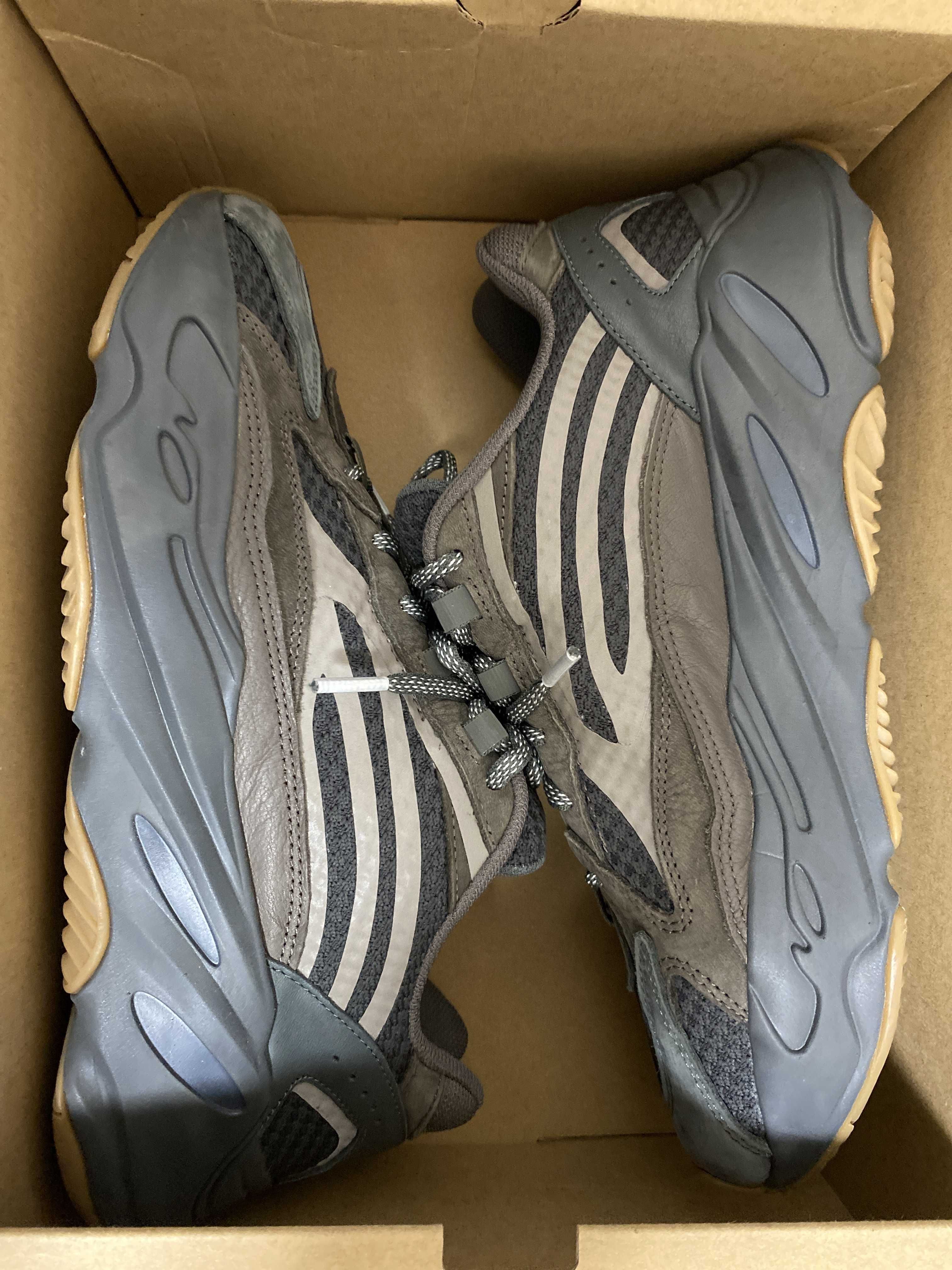 ADIDAS ORIGINALS YEEZY BOOST 700 V2 "GEODE"