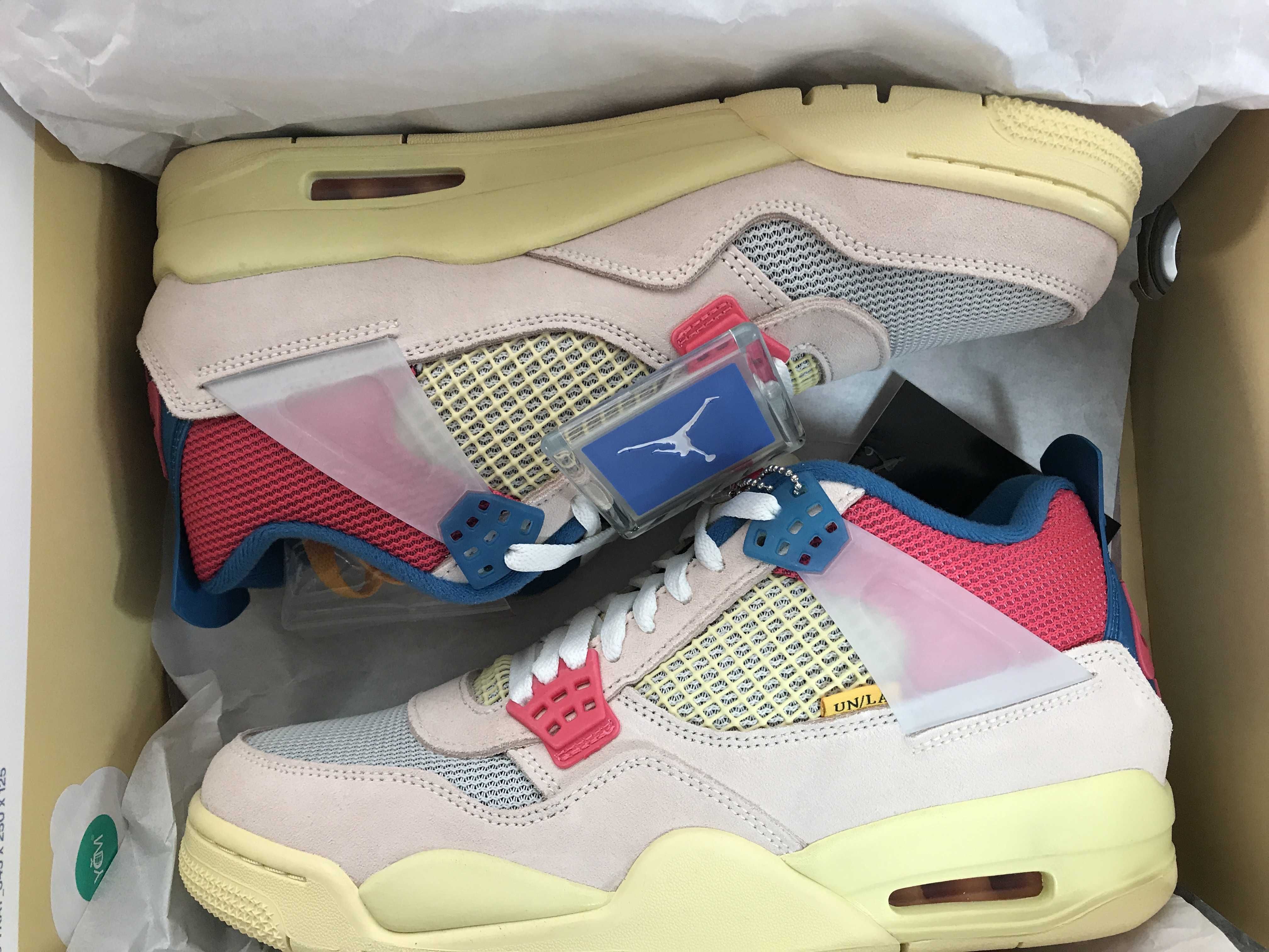 UNION × Nike Air Jordan 4 SP "Guava Ice/Light Fusion Red"