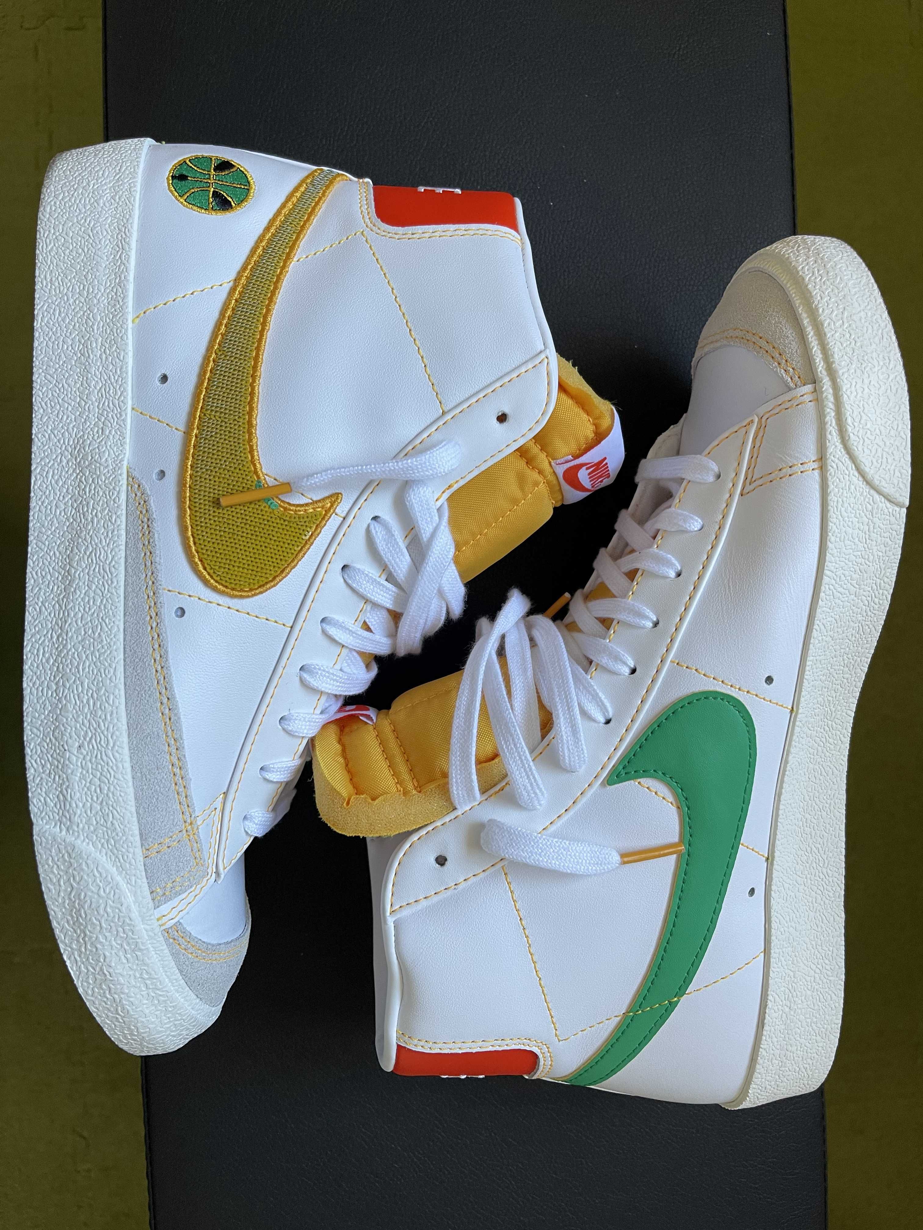 NIKE BLAZER MID 77 VINTAGE "RAYGUNS"