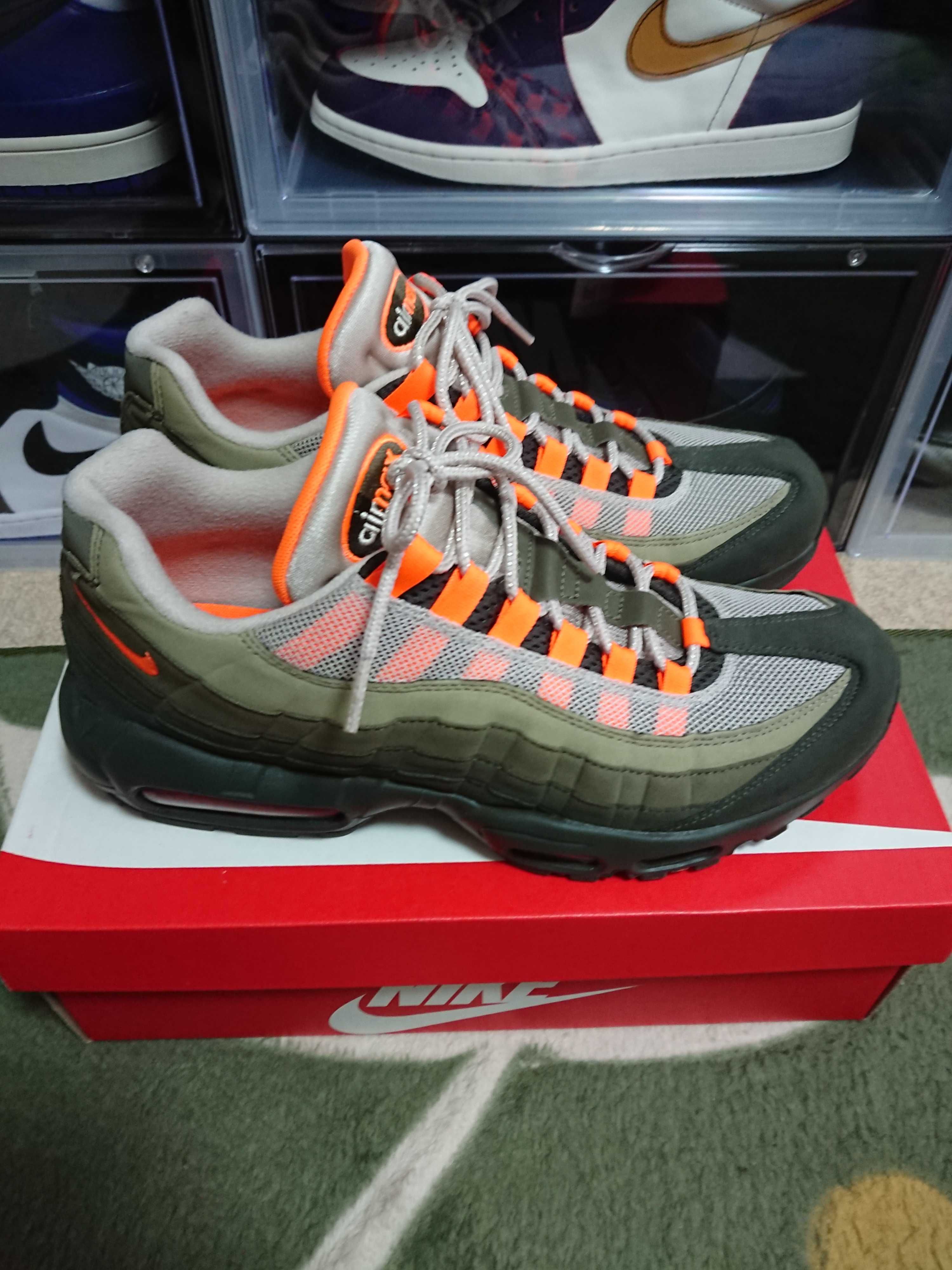 Nike Air Max 95 "String/Total Orange"