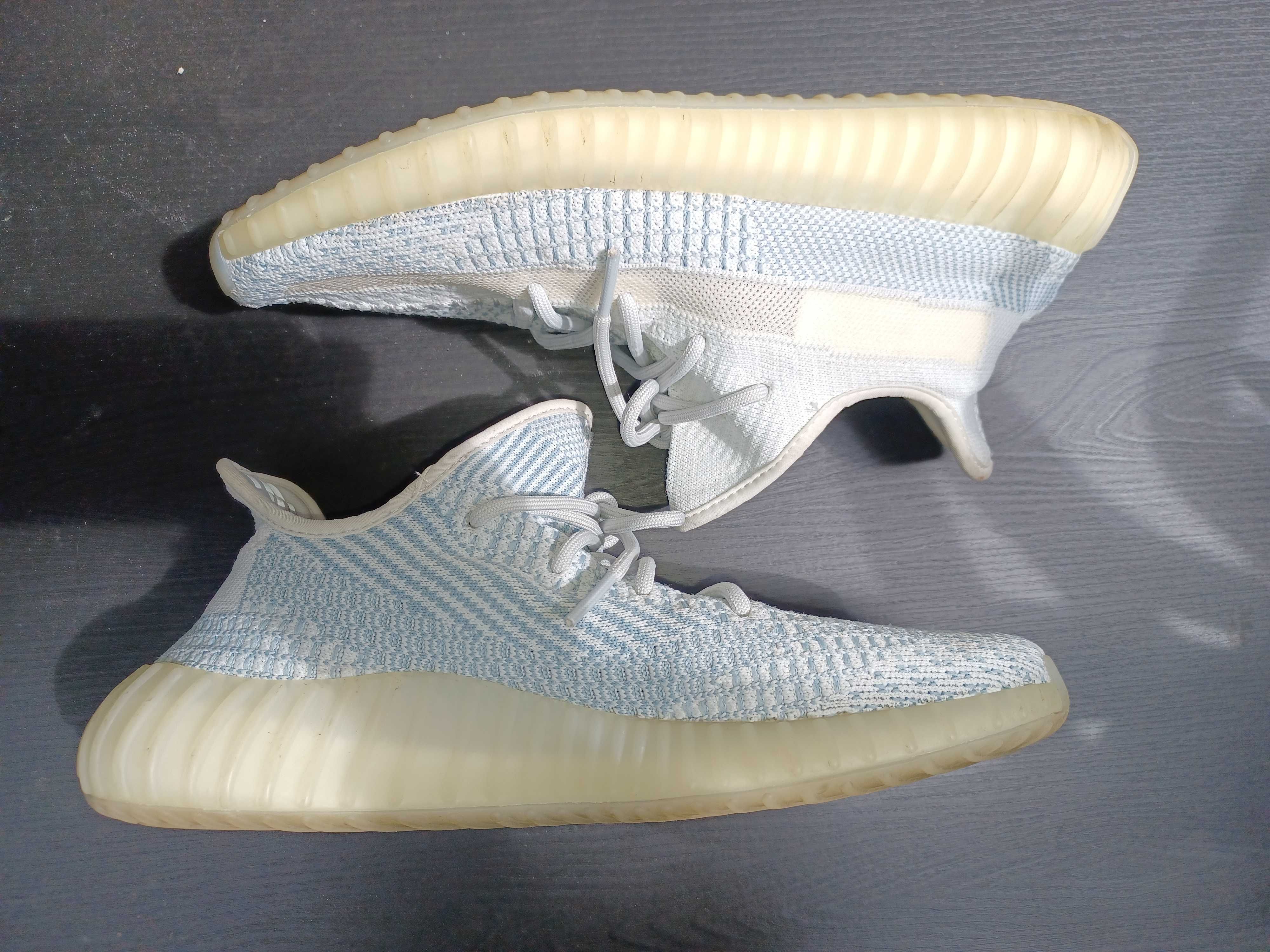 adidas YEEZY Boost 350 V2 "Cloud White"