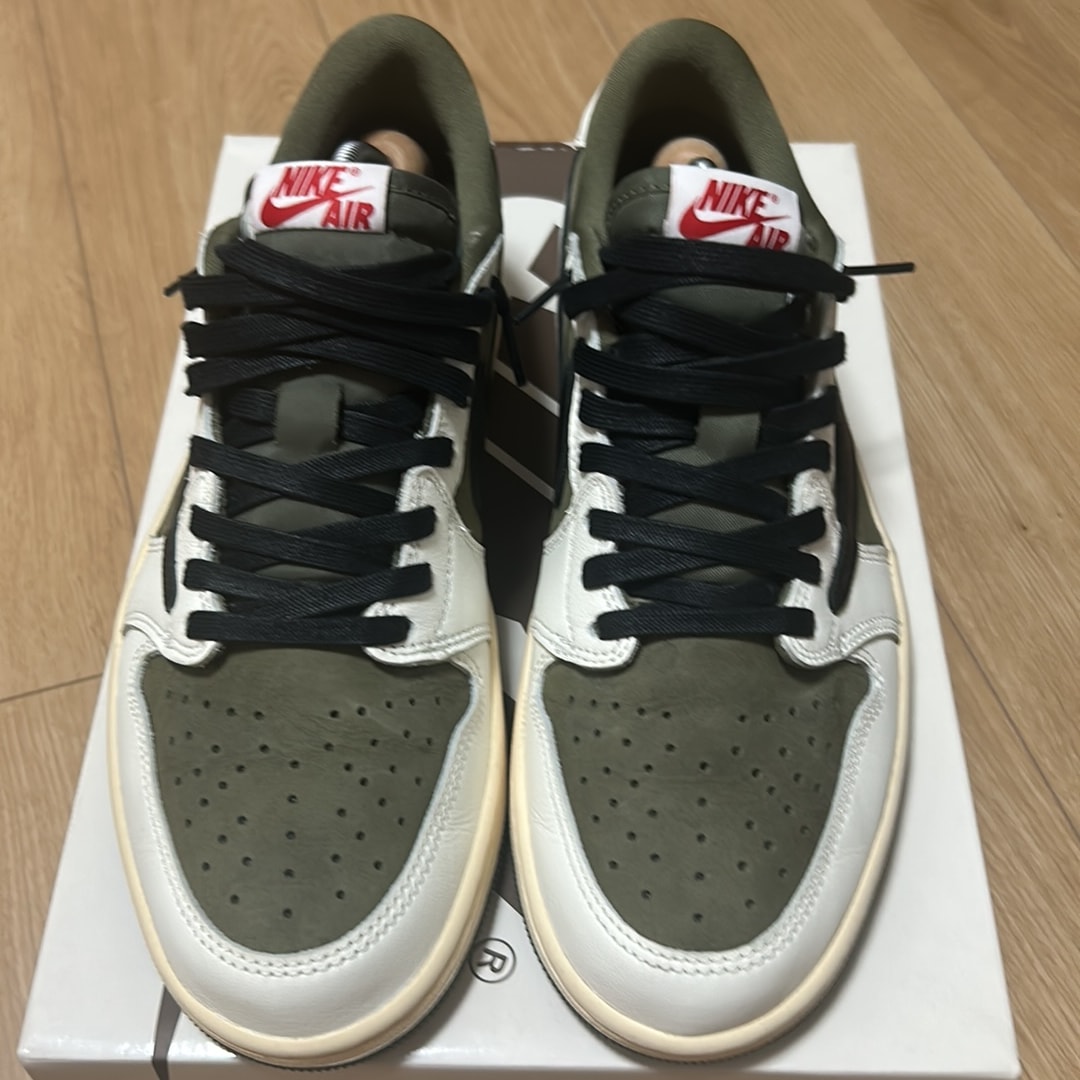Travis Scott × Nike Air Jordan 1 Low OG SP "Reverse Olive"