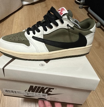Travis Scott × Nike Air Jordan 1 Low OG SP "Reverse Olive"