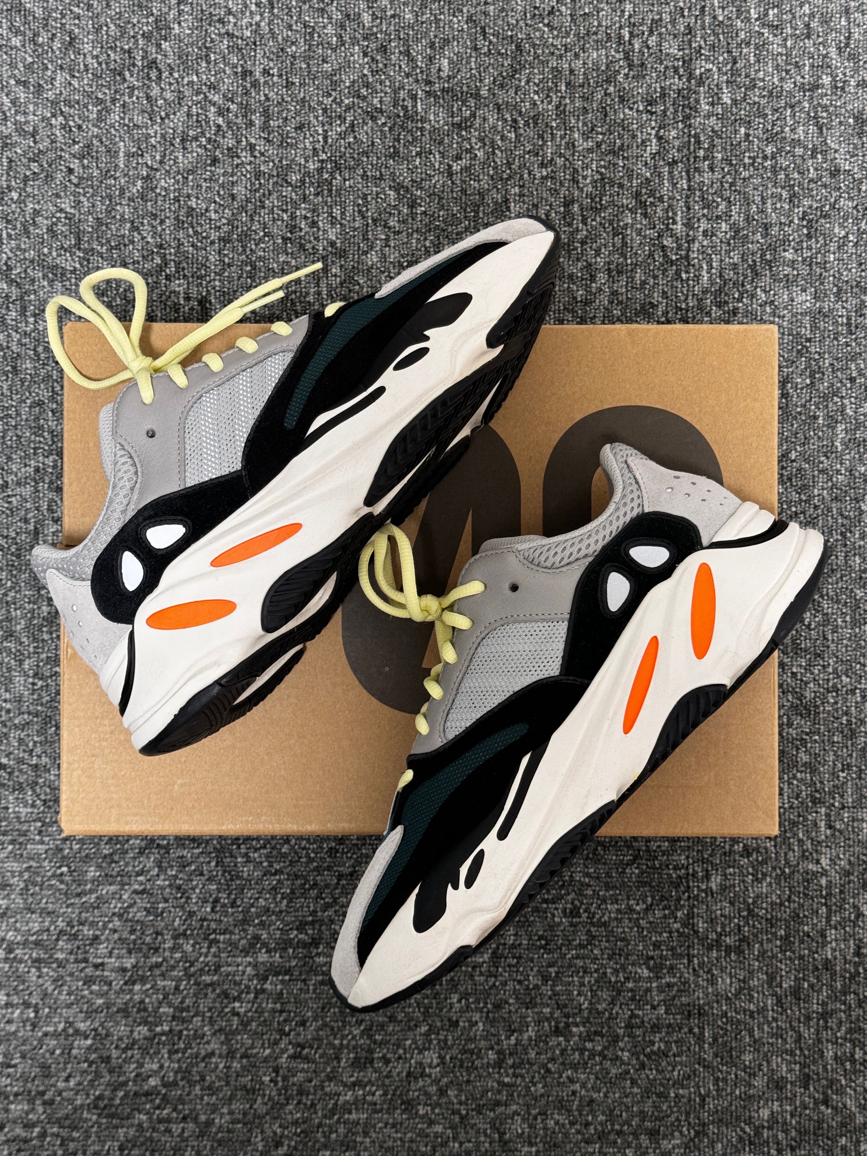 adidas YEEZY Boost 700 "Wave Runner"