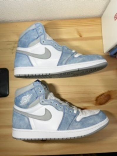 Nike Air Jordan 1 High OG "Hyper Royal"