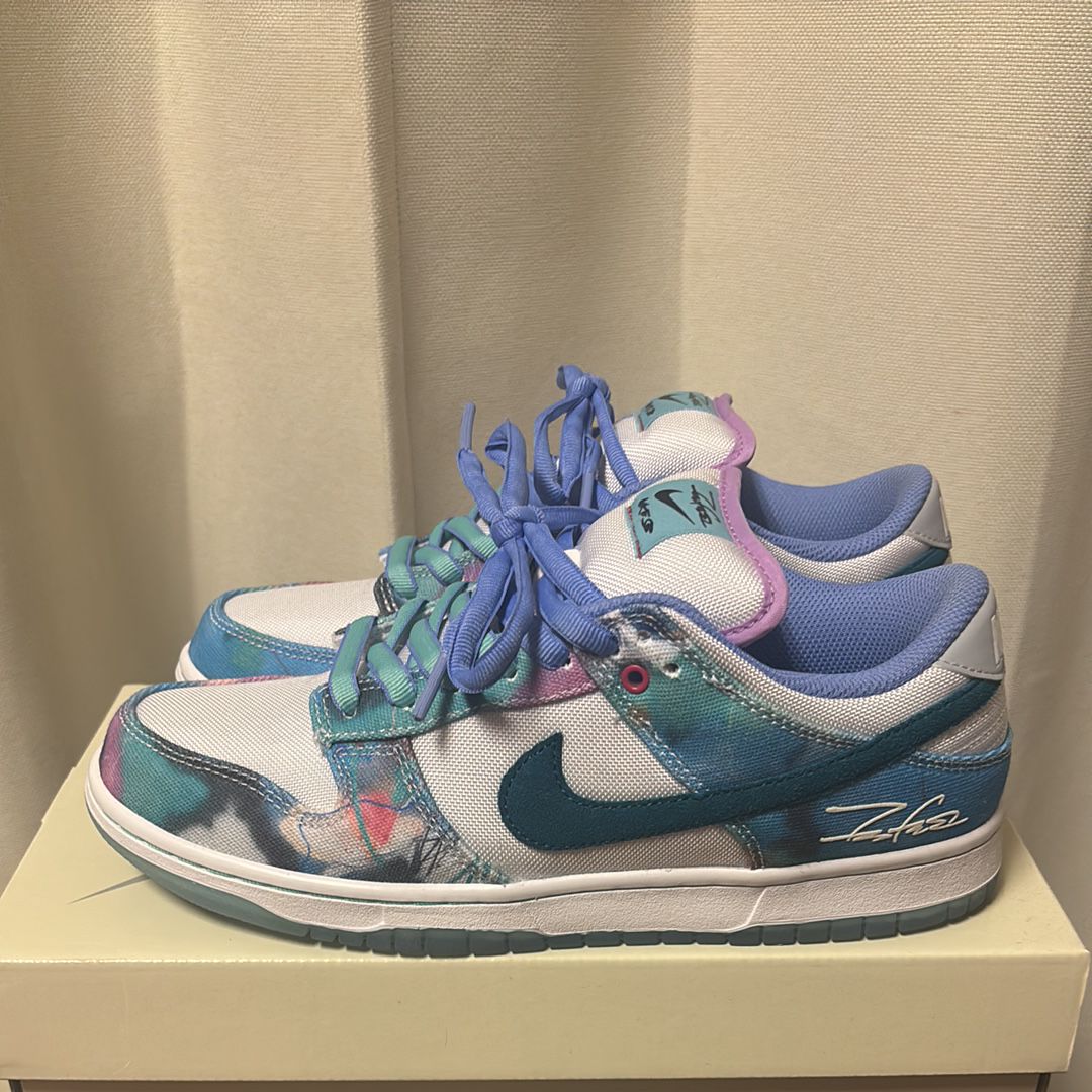 Futura × Nike SB Dunk Low "White and Geode Teal"