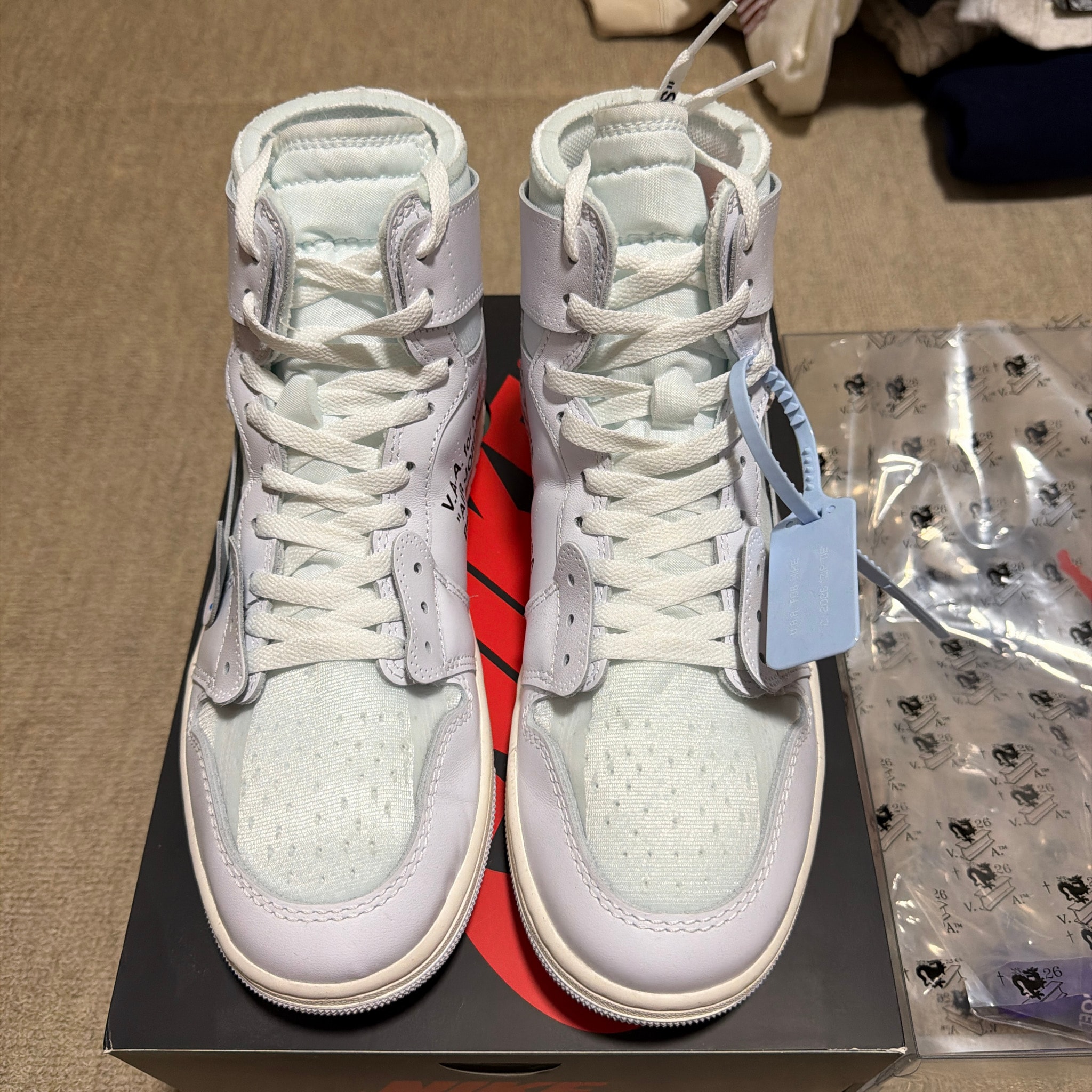 Virgil Abloh Archive (V.A.A.) × Nike Air Jordan 1 Retro High OG "Alaska"