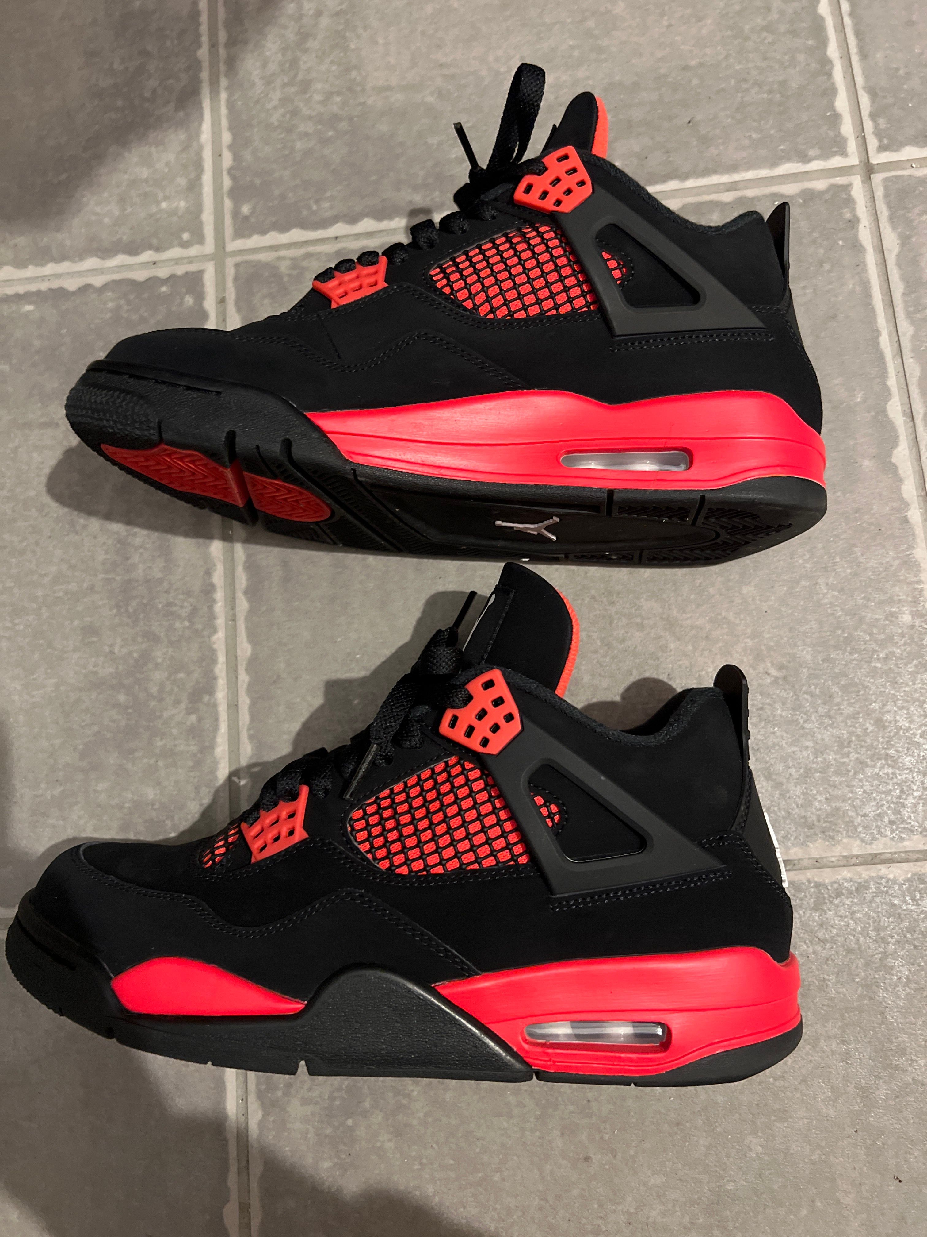 Nike Air Jordan 4 "Red Thunder/Crimson"